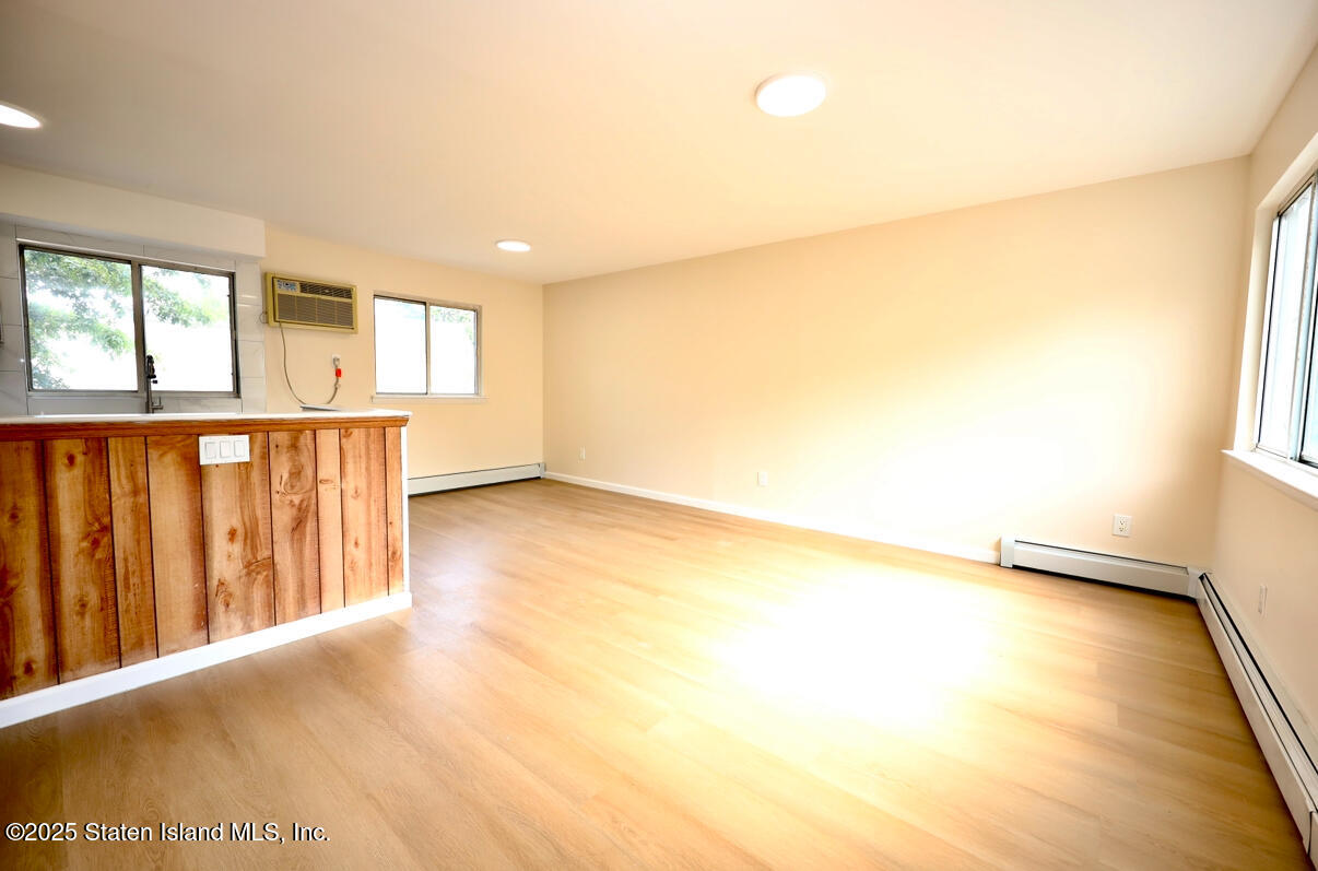 4157 Amboy Road H, Staten Island, NY, 10308 image 9