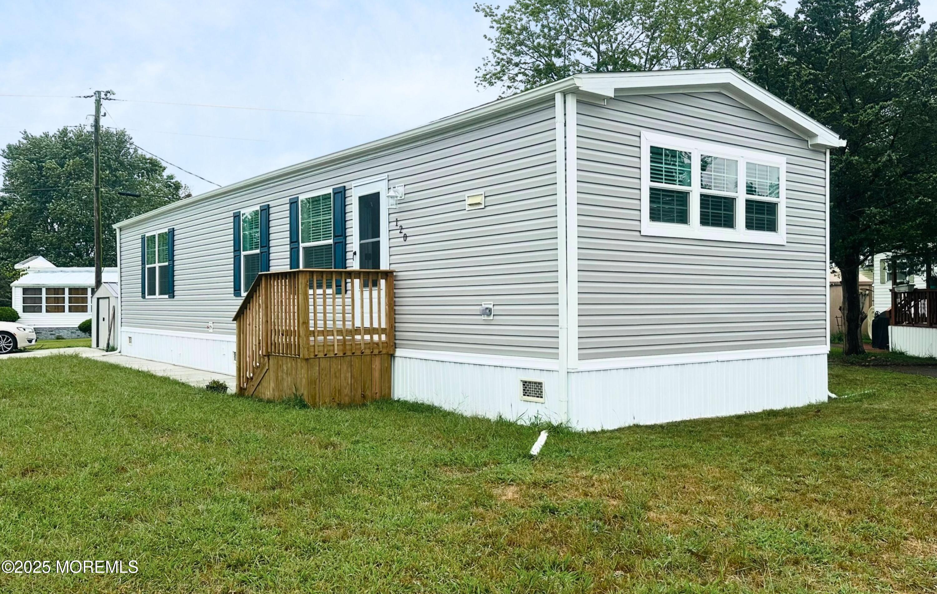 120 Redwood Drive Image 2