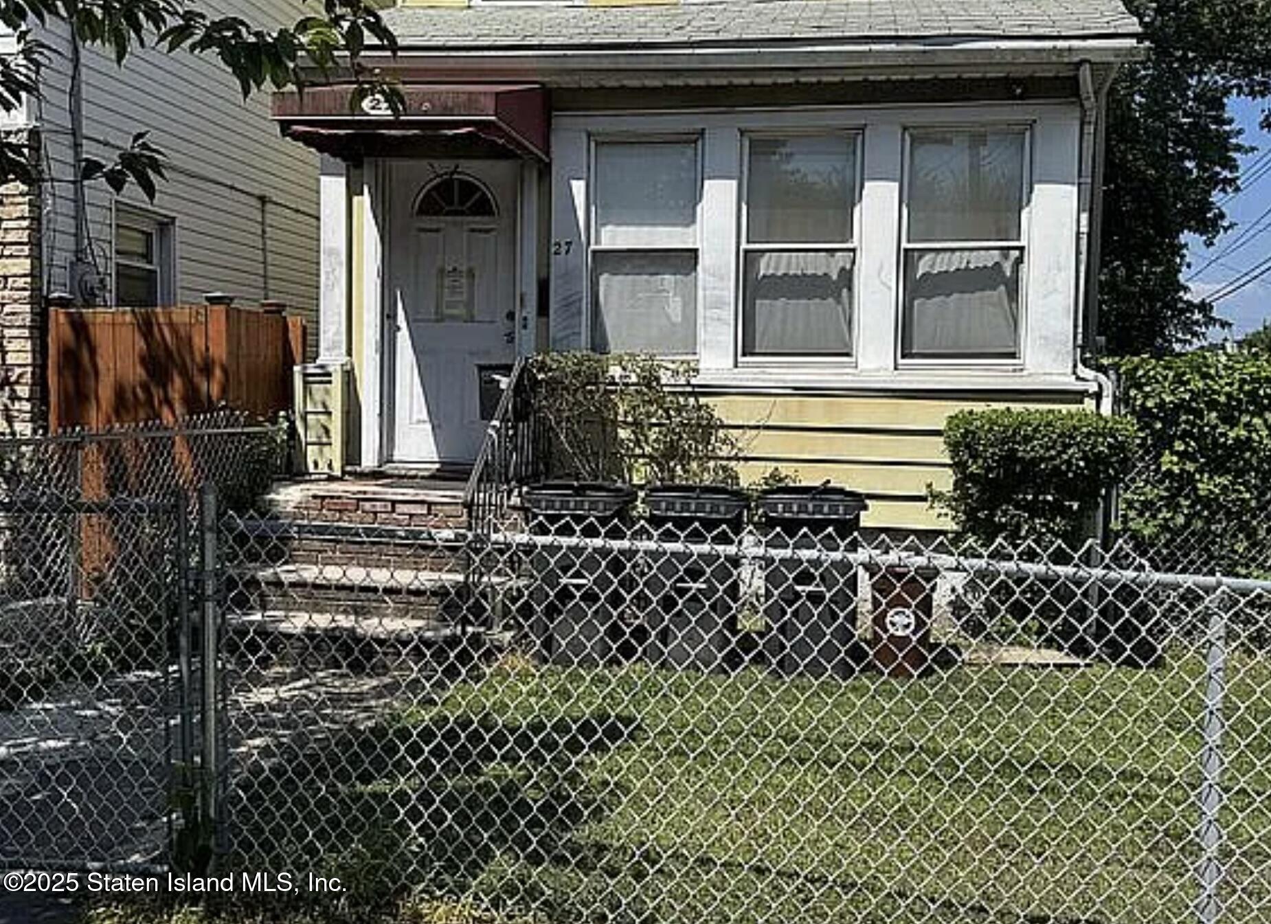 27 Osgood Avenue Image 2