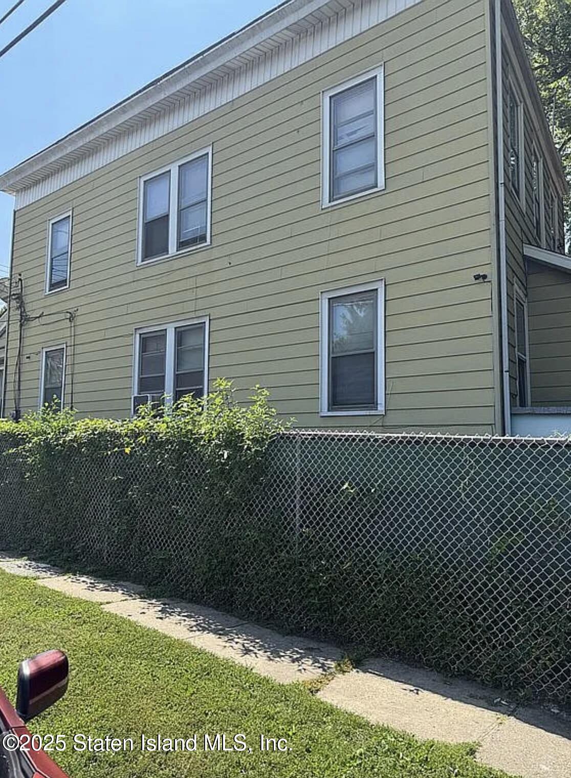 27 Osgood Avenue Image 3