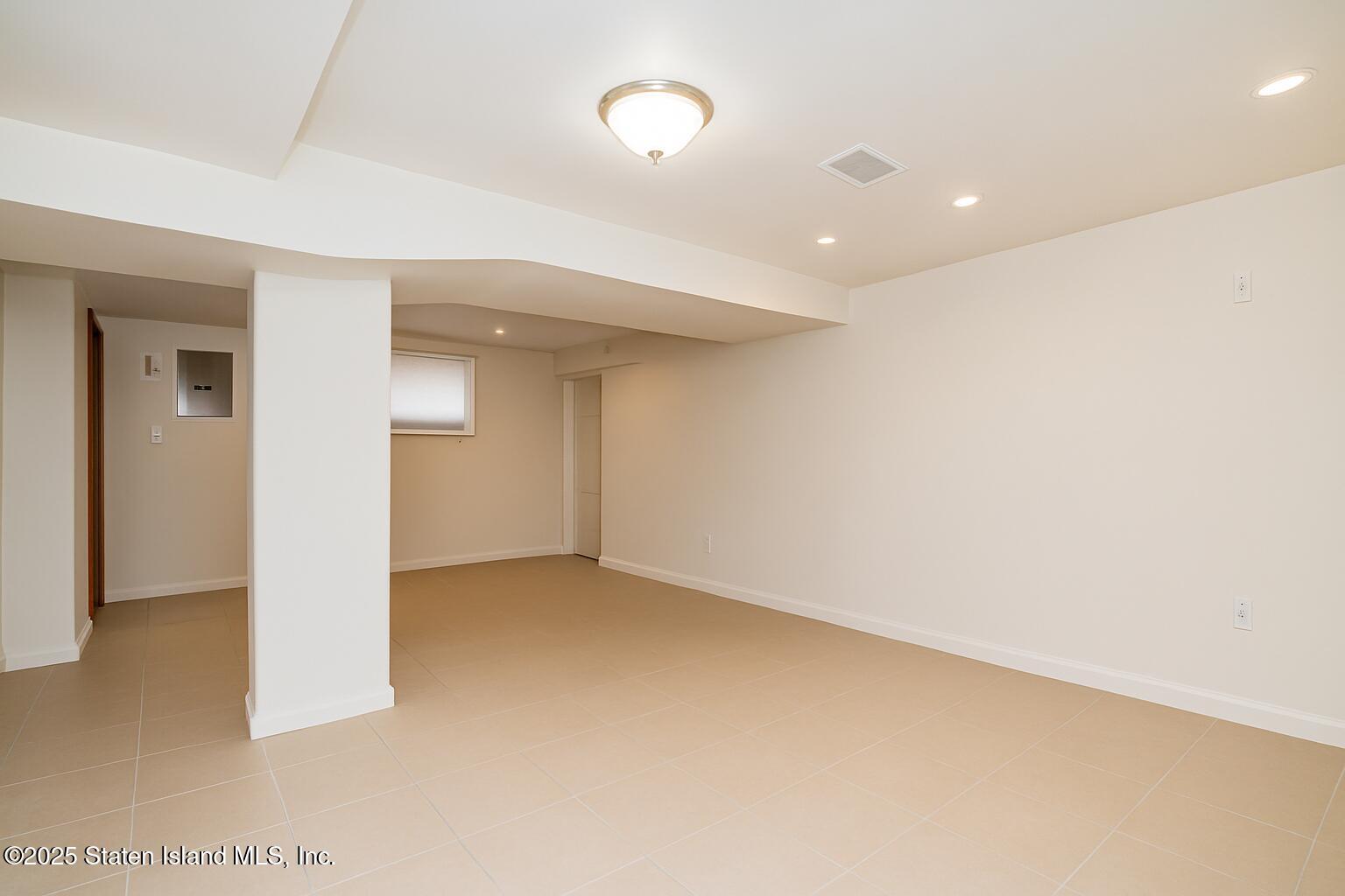 226 Olympia Boulevard, Staten Island, NY, 10305 image 26