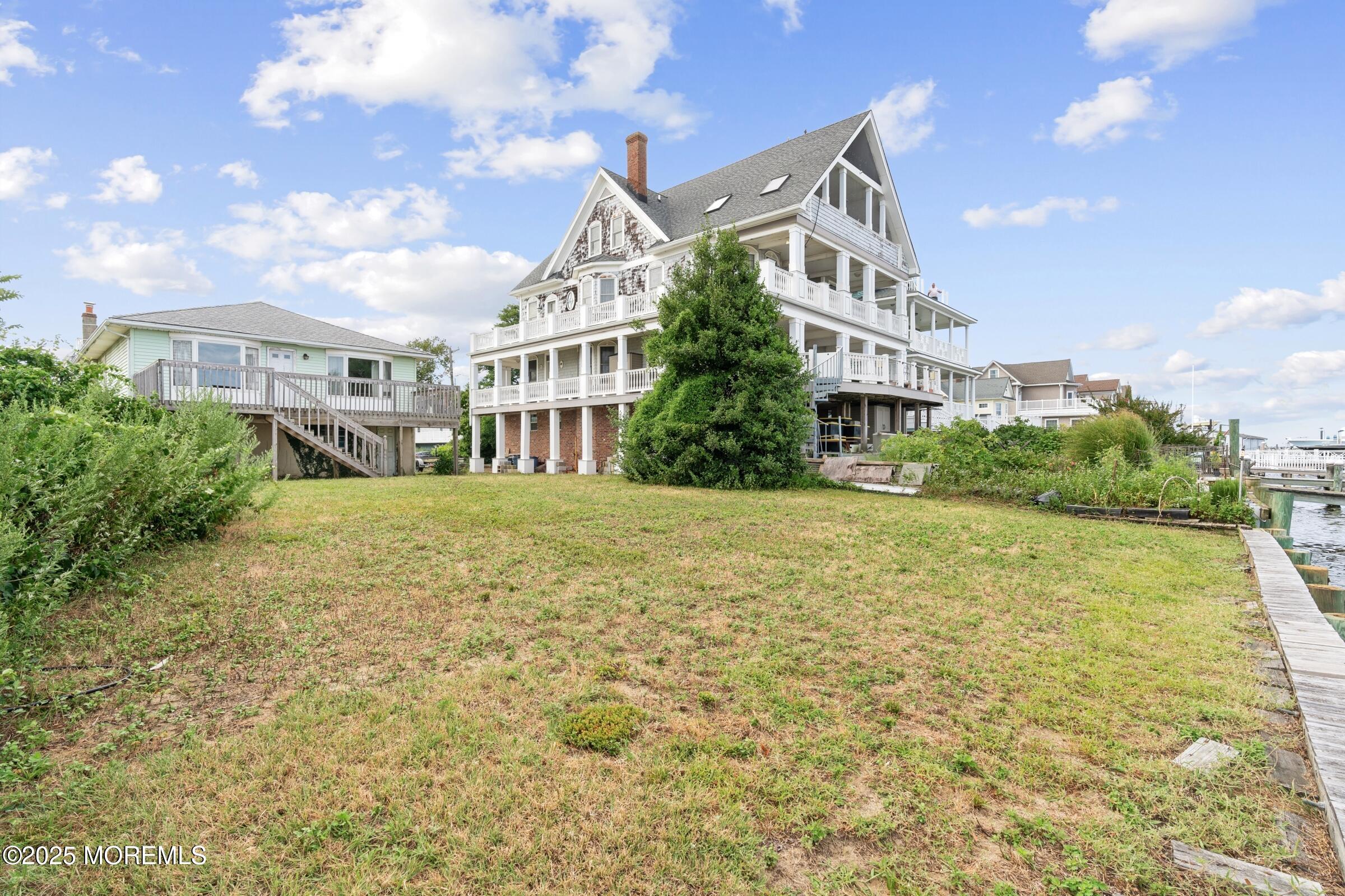 22 Shrewsbury Avenue, Highlands, NJ, 07732 image 15