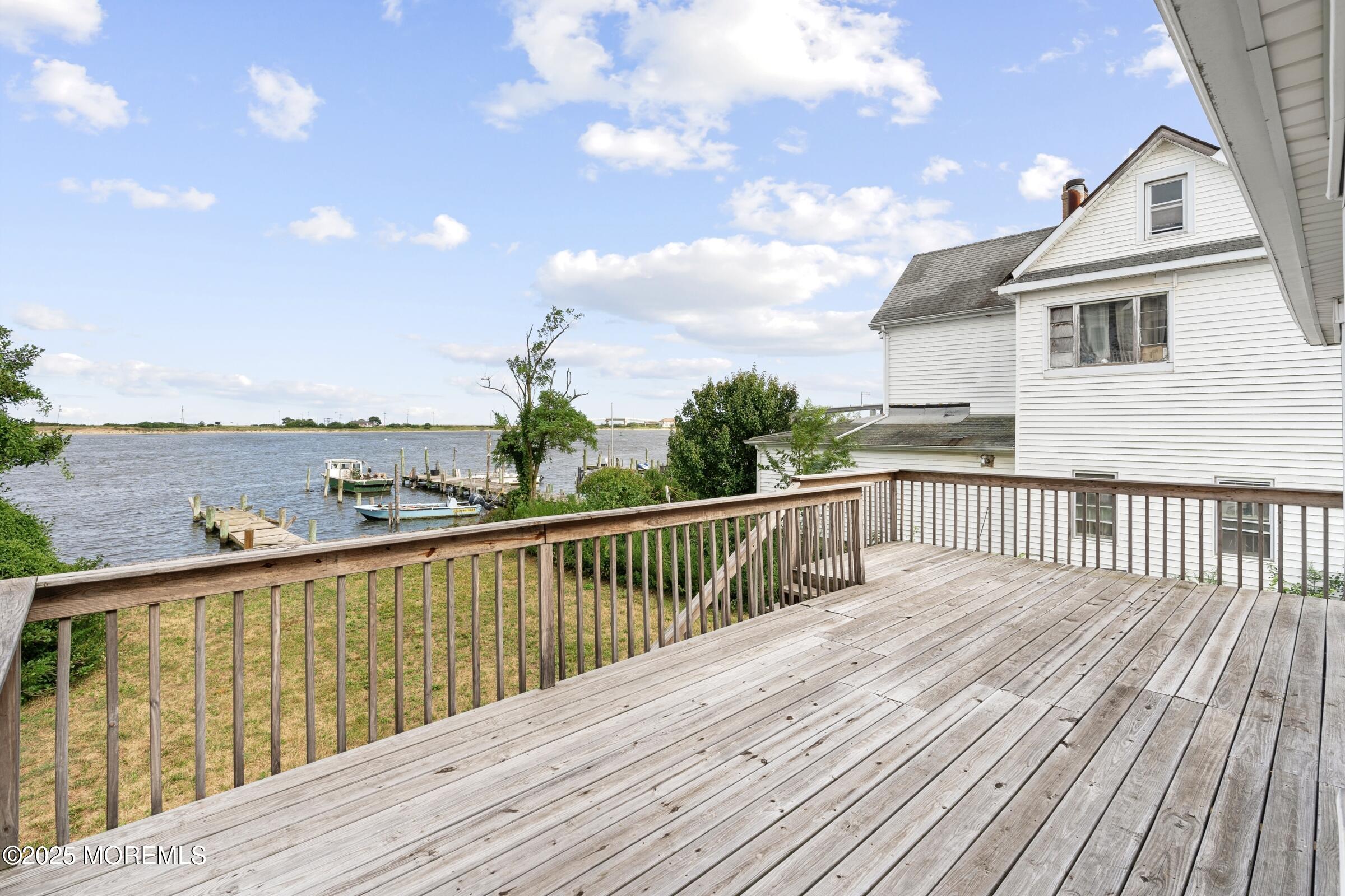 22 Shrewsbury Avenue, Highlands, NJ, 07732 image 18