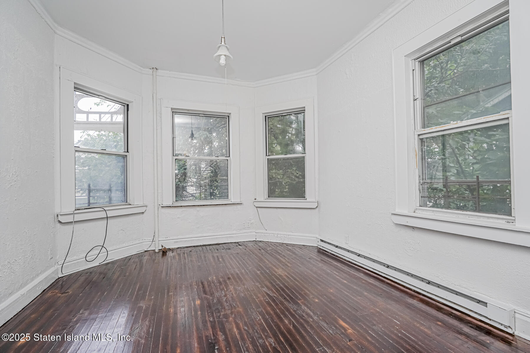 16 Van Buren Street Image 5