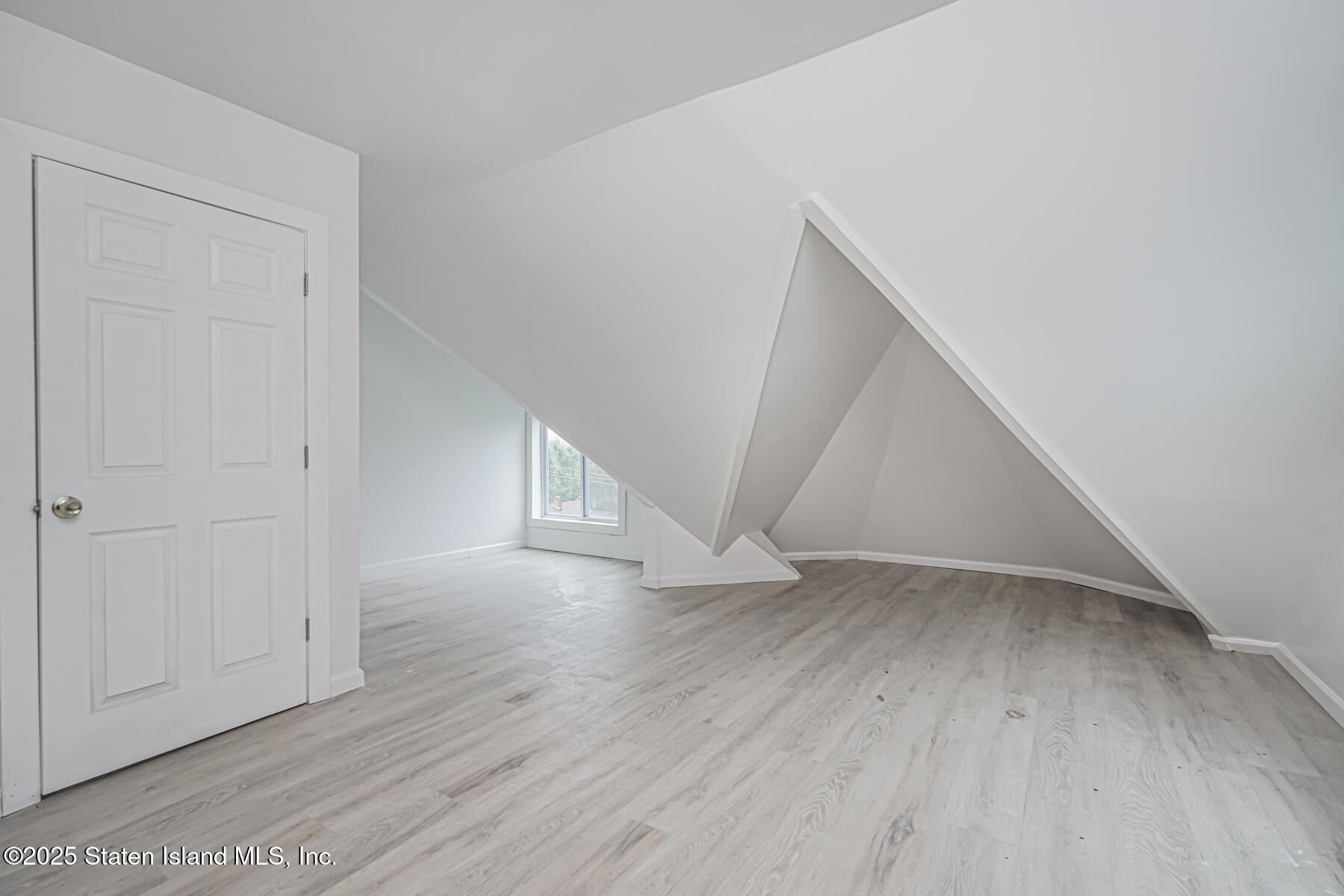 16 Van Buren Street, Staten Island, NY, 10301 image 24