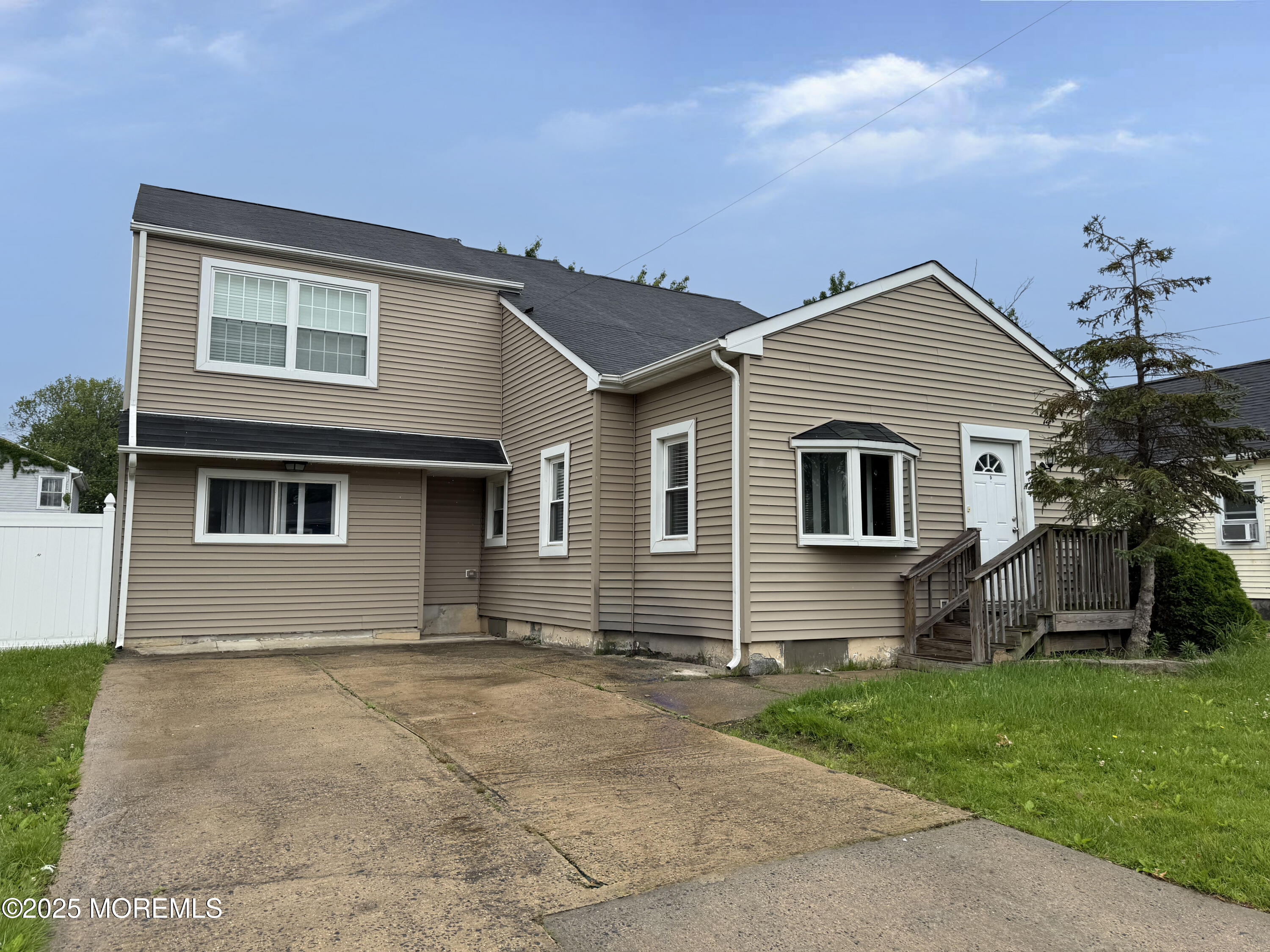 631 Sydney Avenue Image 3