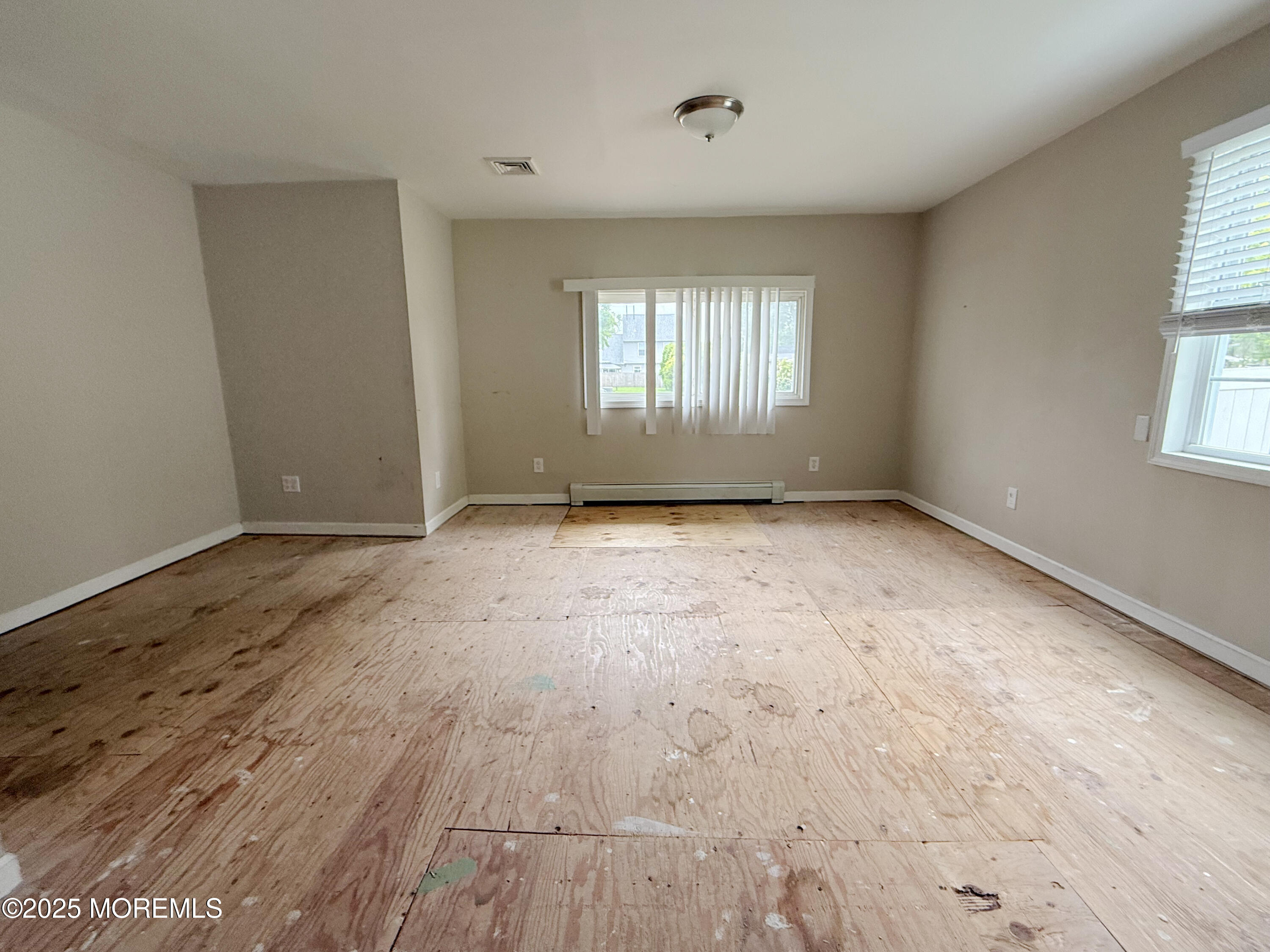 631 Sydney Avenue Image 5