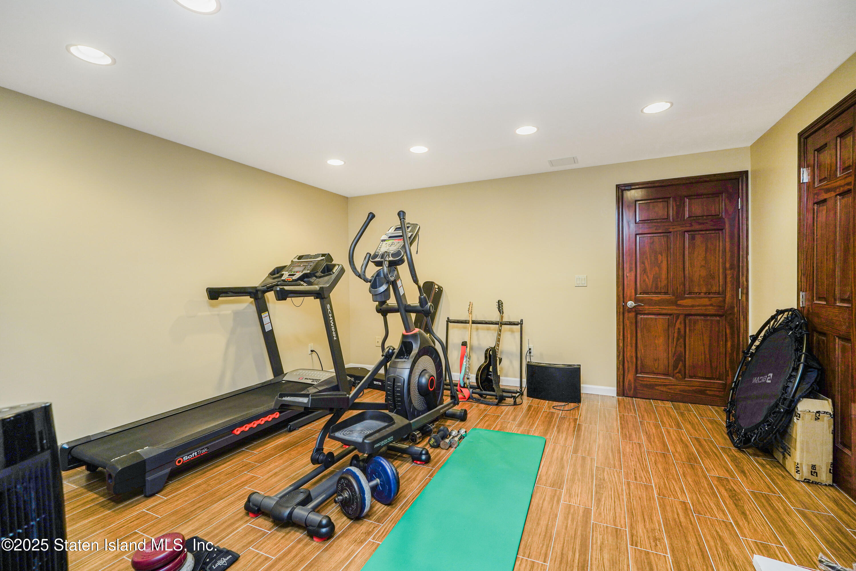 34 Moore Street, Staten Island, NY, 10306 image 43