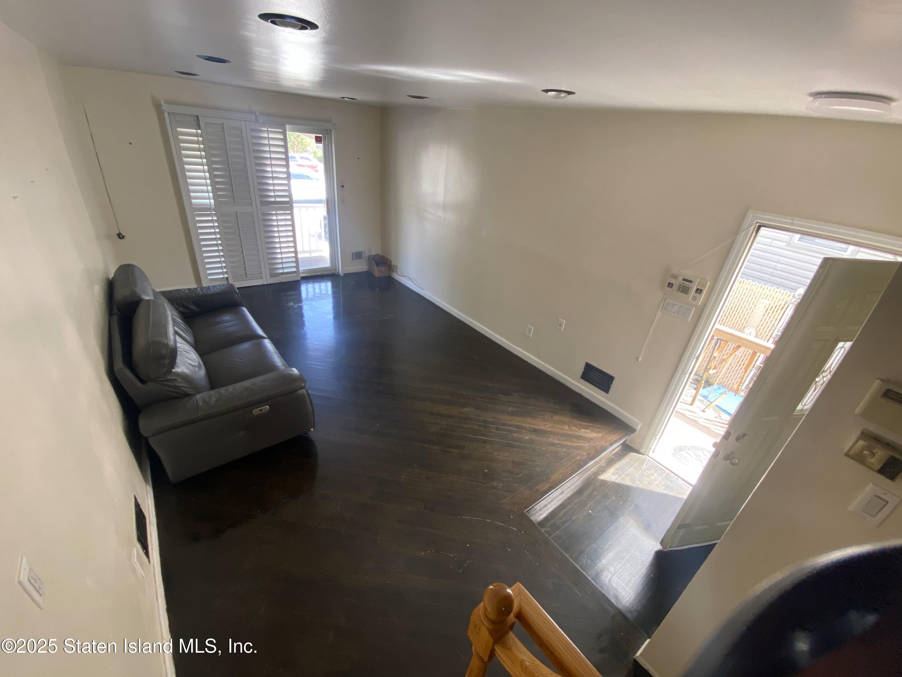 14 Goller Place Image 3