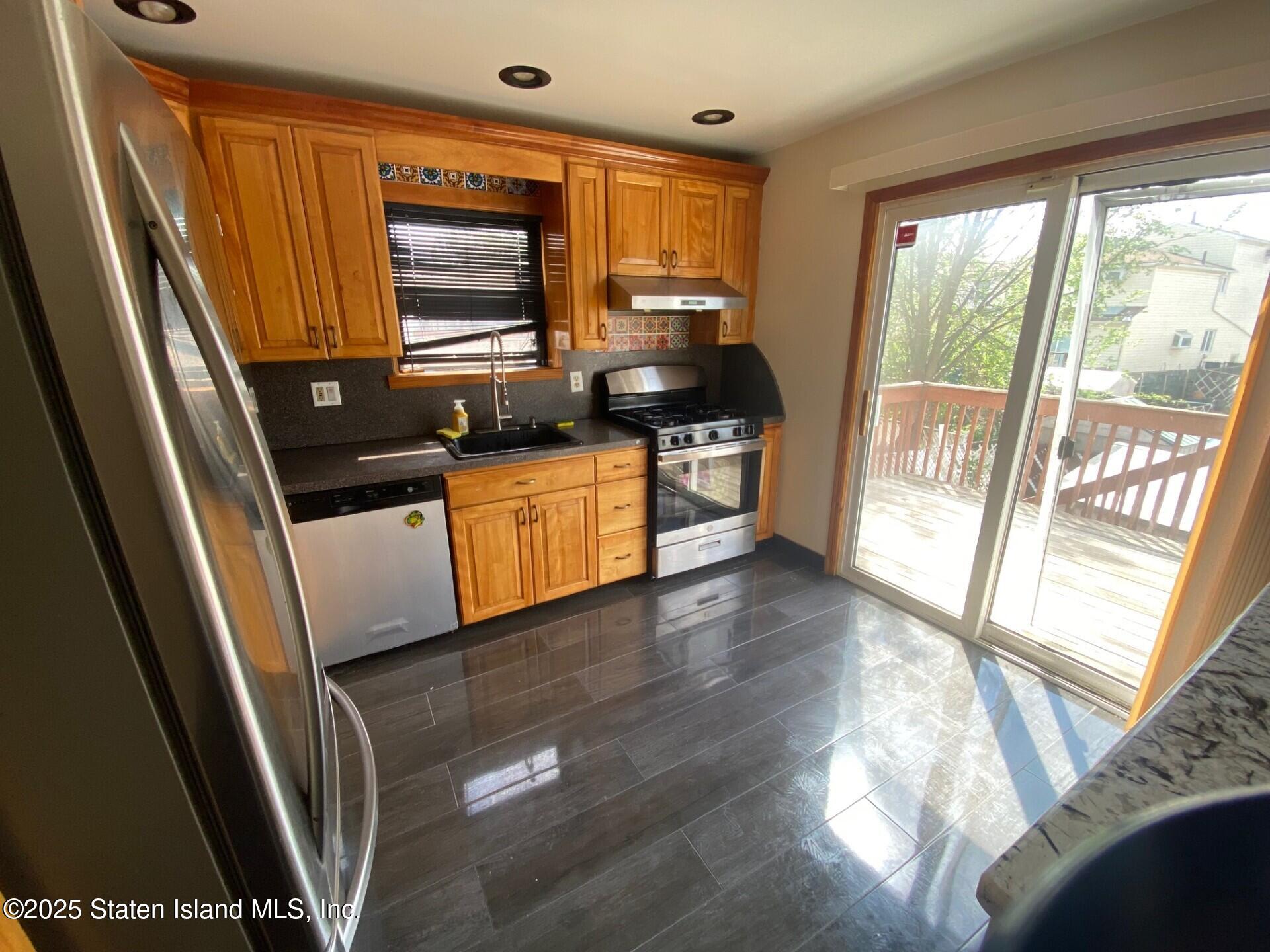 14 Goller Place, Staten Island, NY, 10314 image 6
