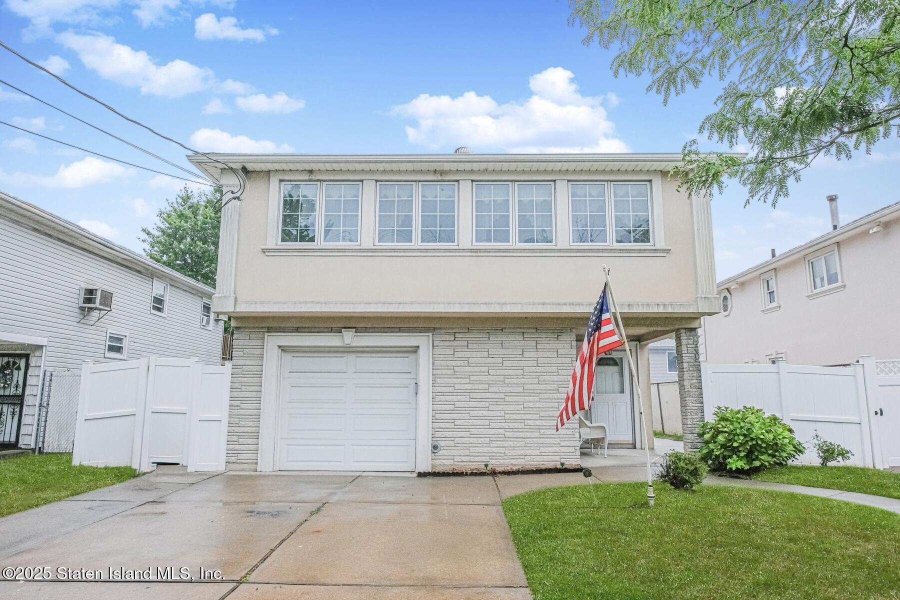 72 Toddy Avenue, Staten Island, NY, 10314