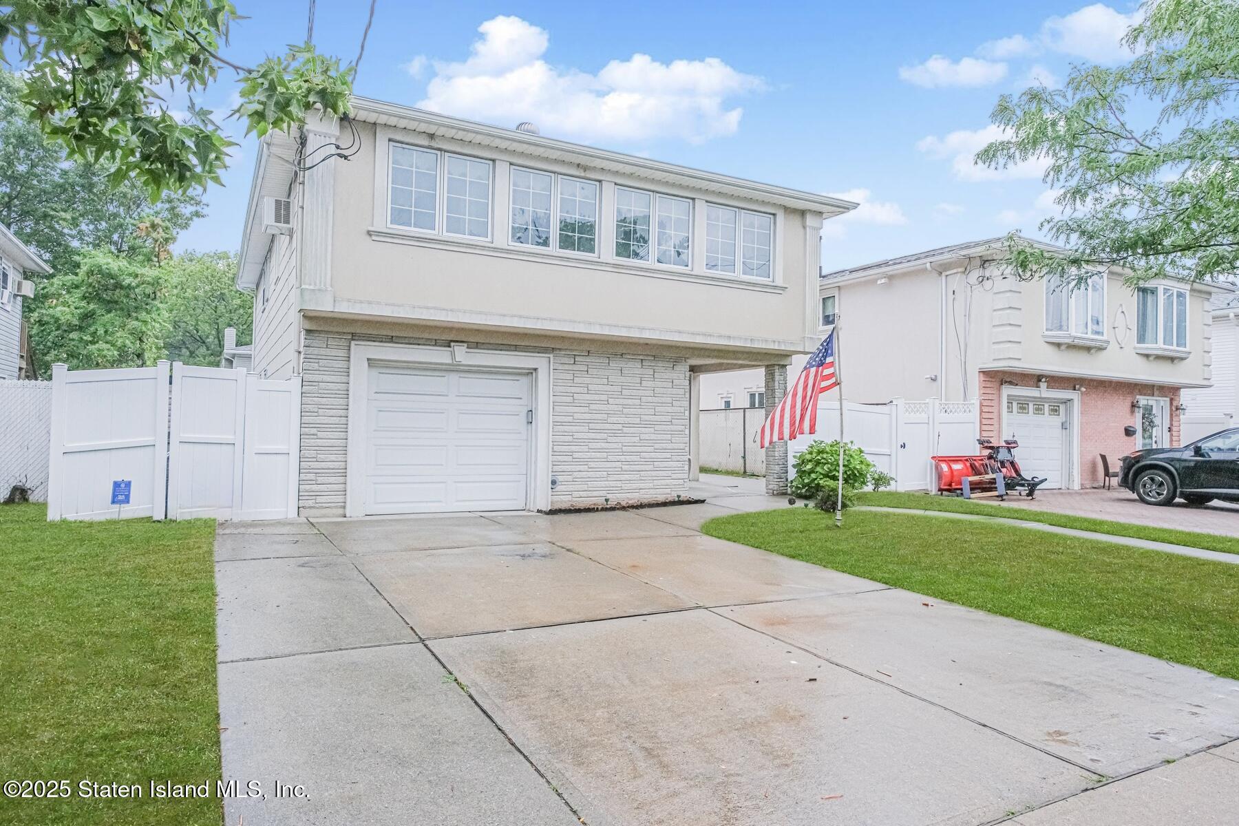 72 Toddy Avenue Image 2