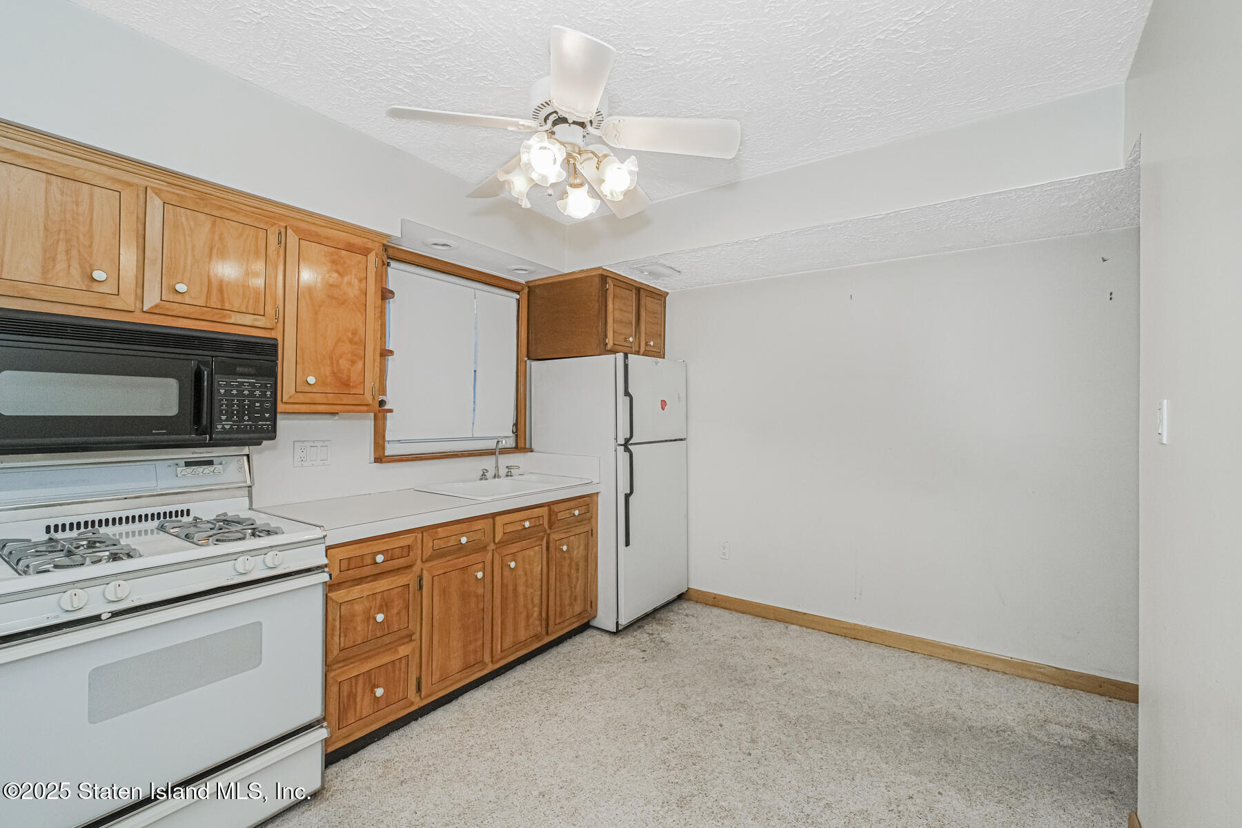 72 Toddy Avenue, Staten Island, NY, 10314 image 25