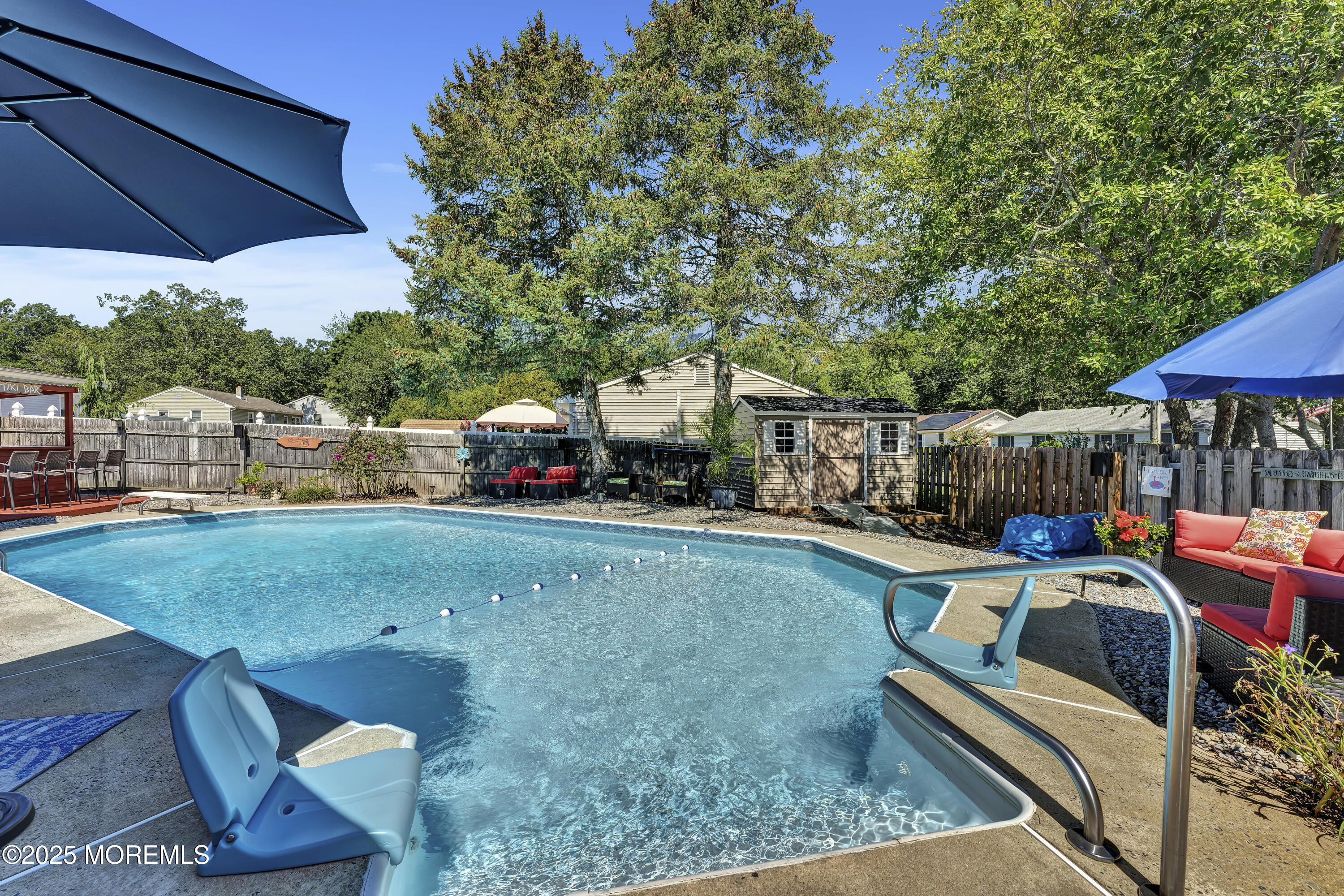 861 Wraight Avenue Image 4