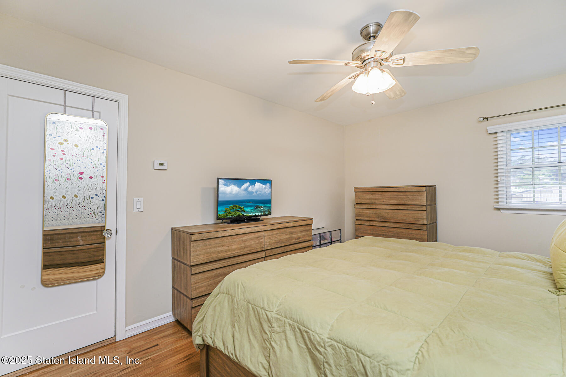 82 Woods Of Arden Road, Staten Island, NY, 10312 image 18