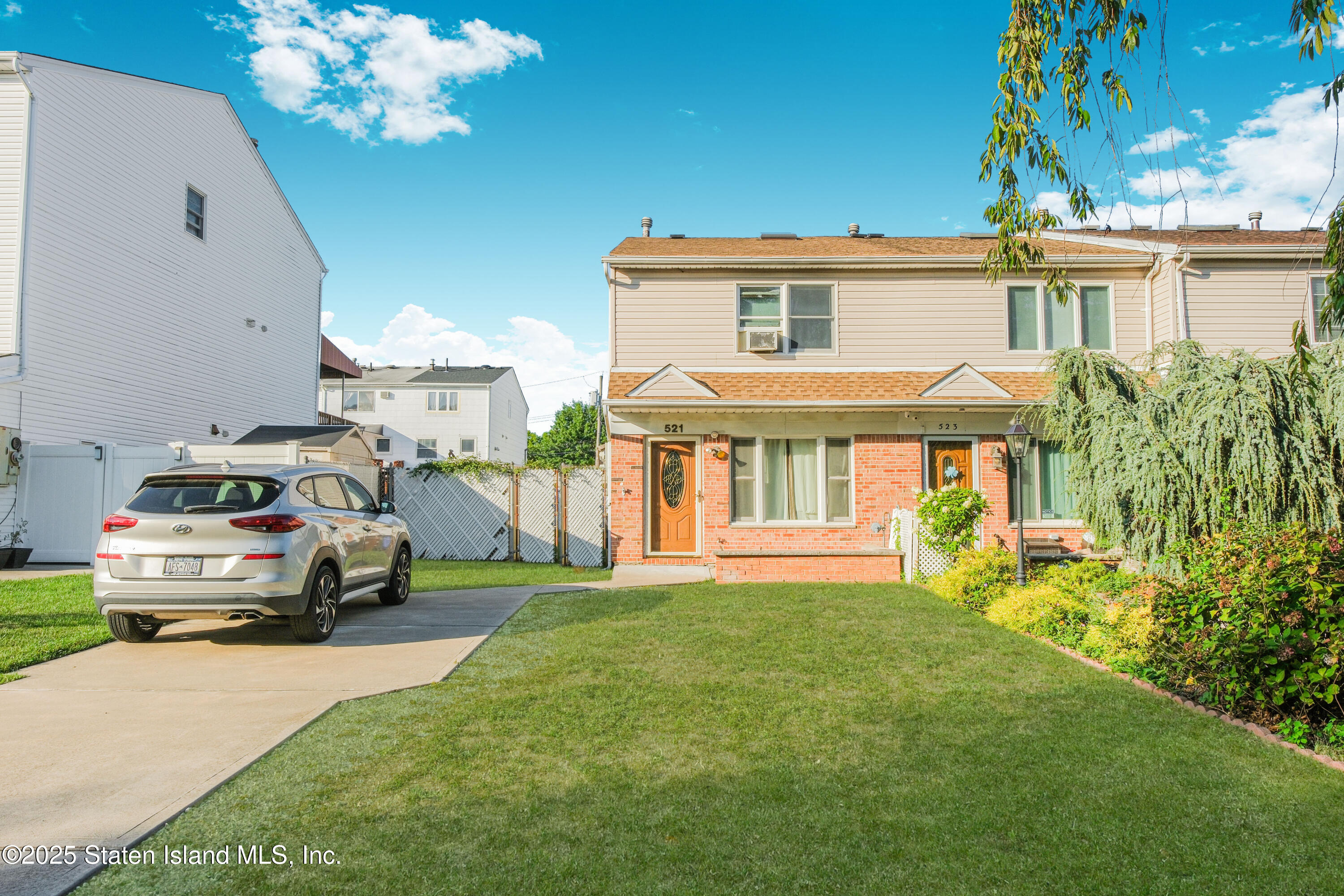 521 Buel Avenue, Staten Island, NY, 10305