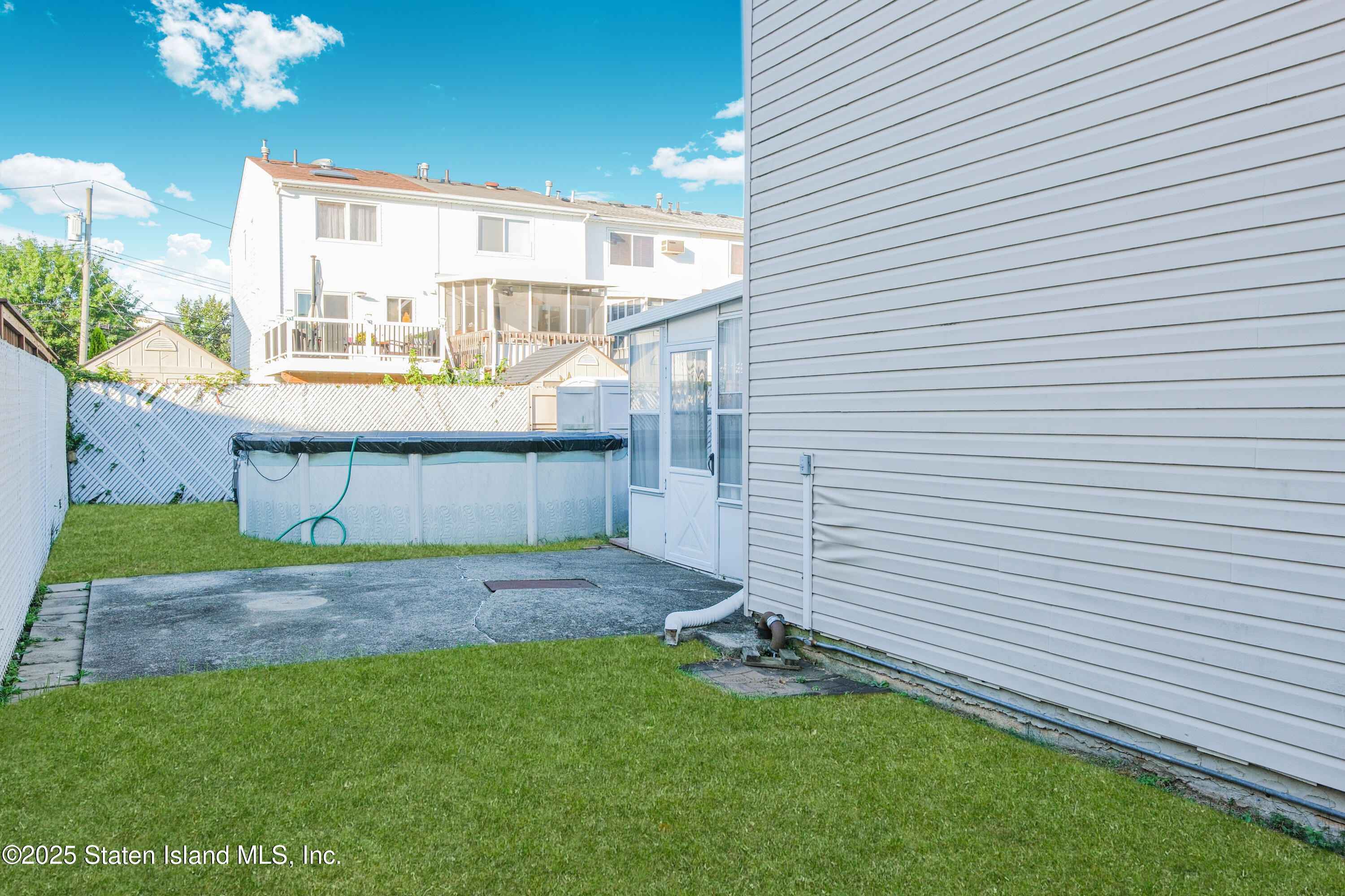 521 Buel Avenue Image 3
