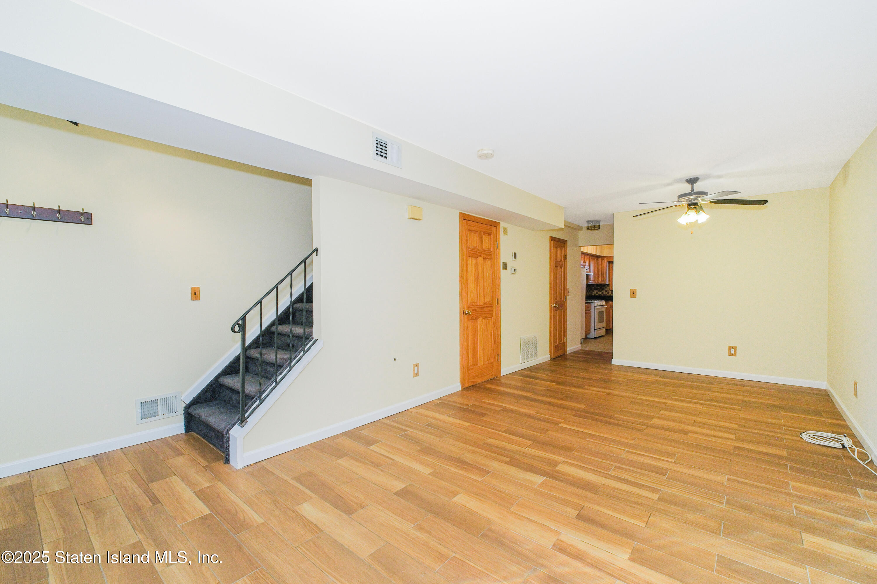 521 Buel Avenue, Staten Island, NY, 10305 image 7