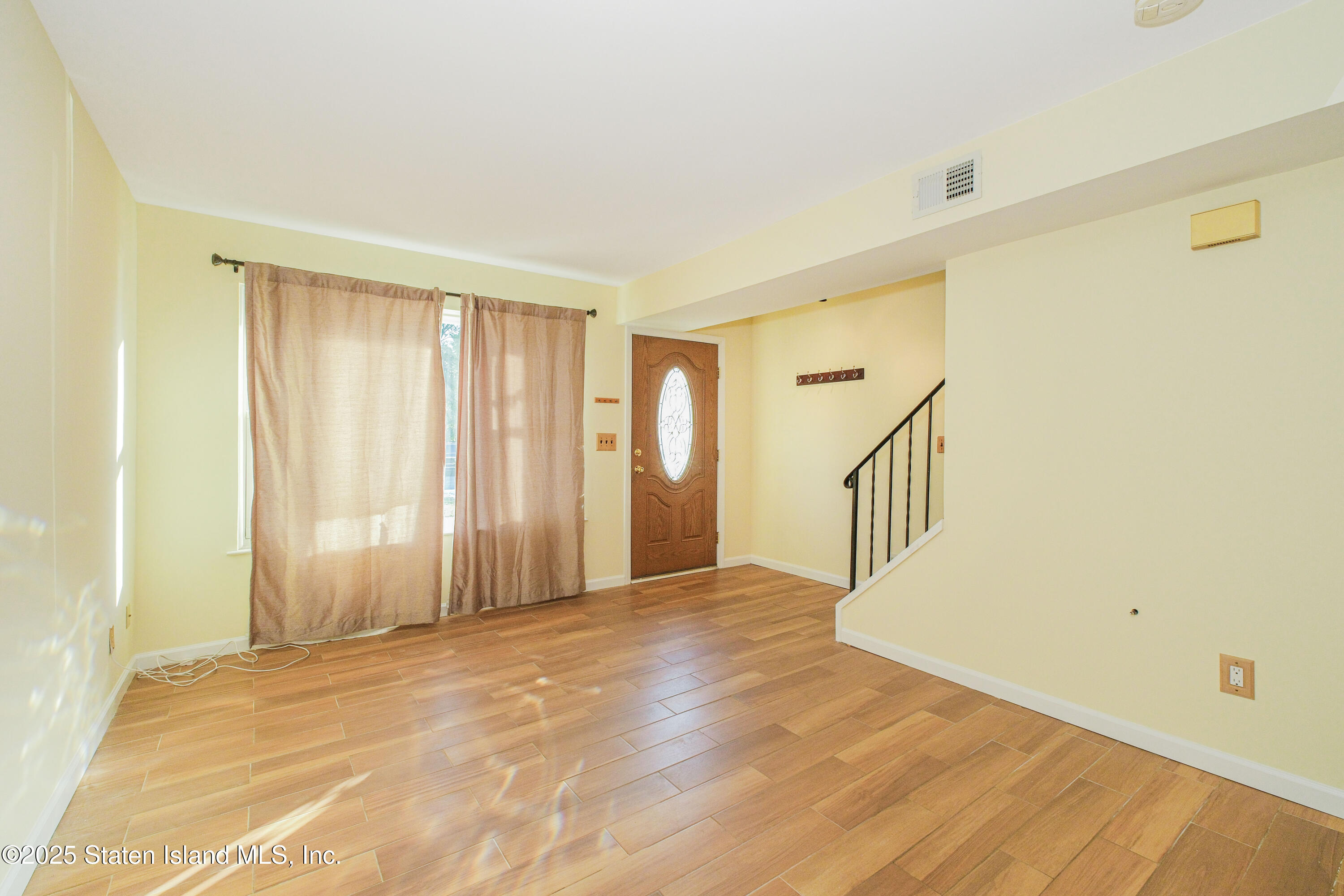 521 Buel Avenue, Staten Island, NY, 10305 image 10