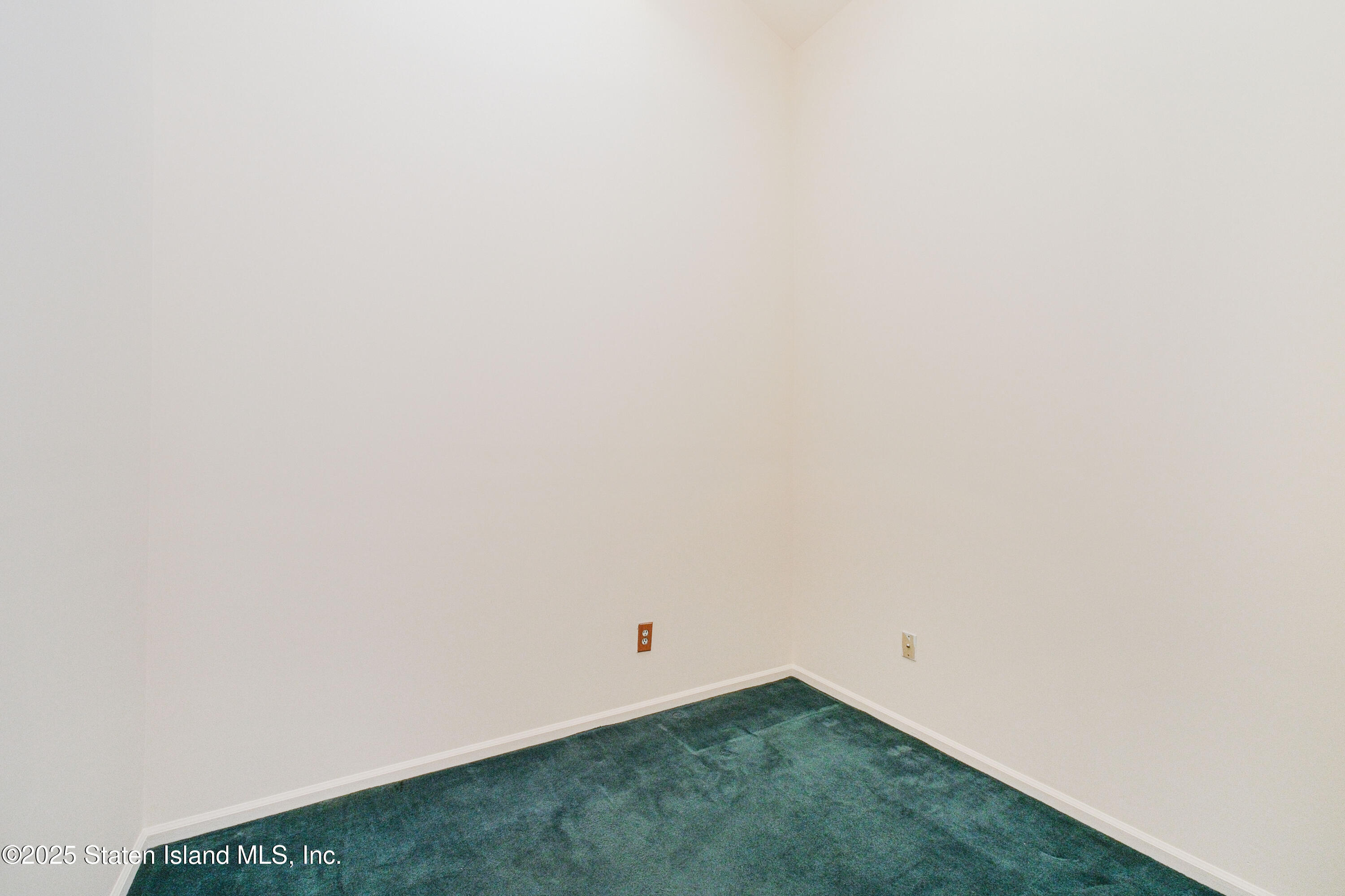 521 Buel Avenue, Staten Island, NY, 10305 image 17