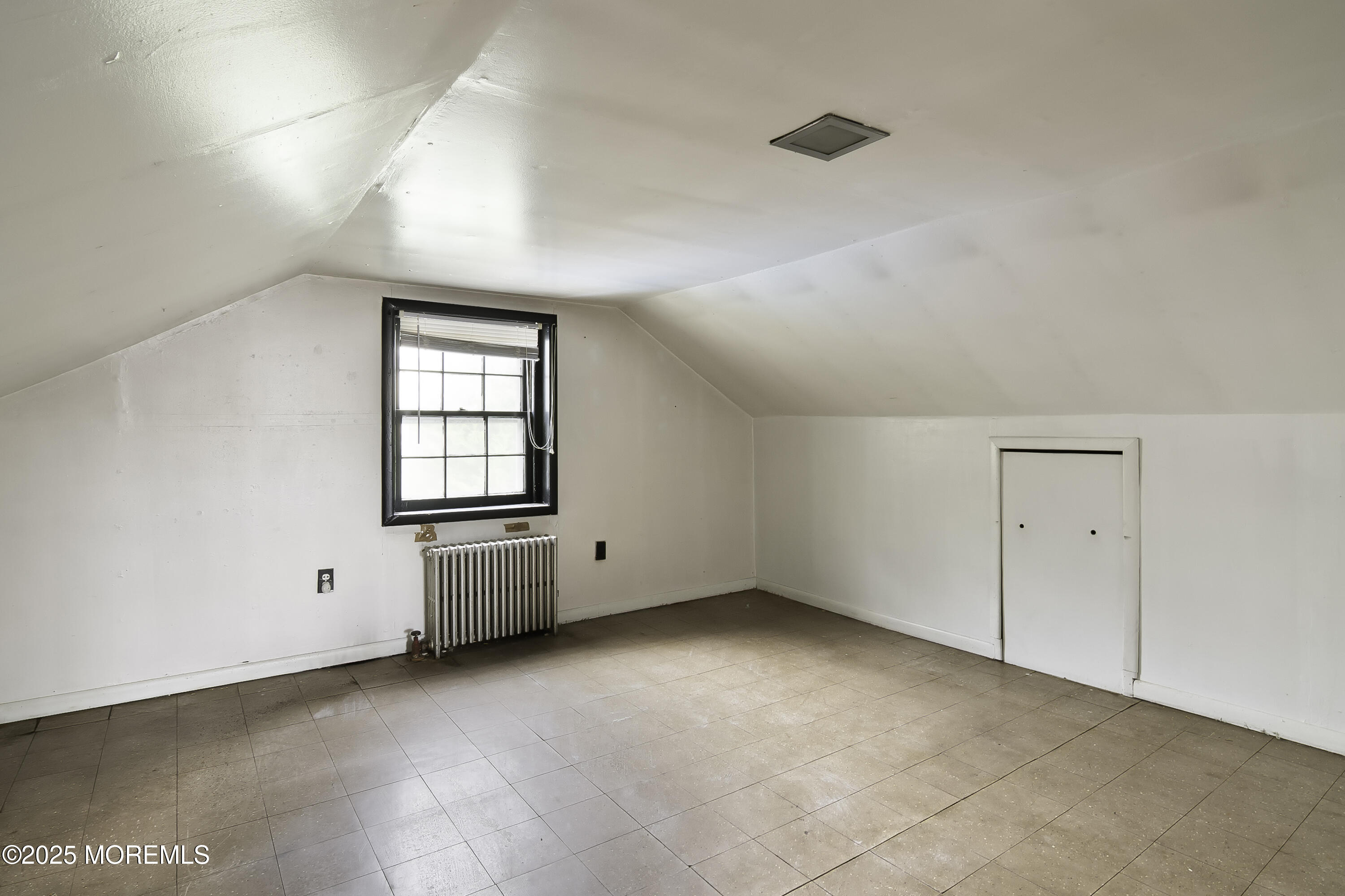 805 King George Road, Fords, NJ, 08863 image 18