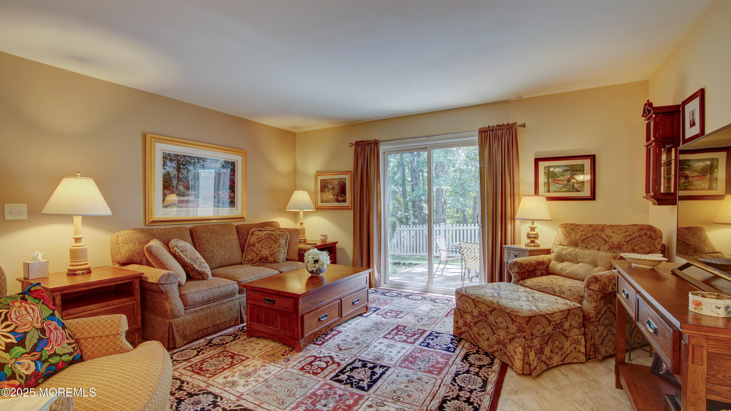 304 Larkspur Lane Image 2
