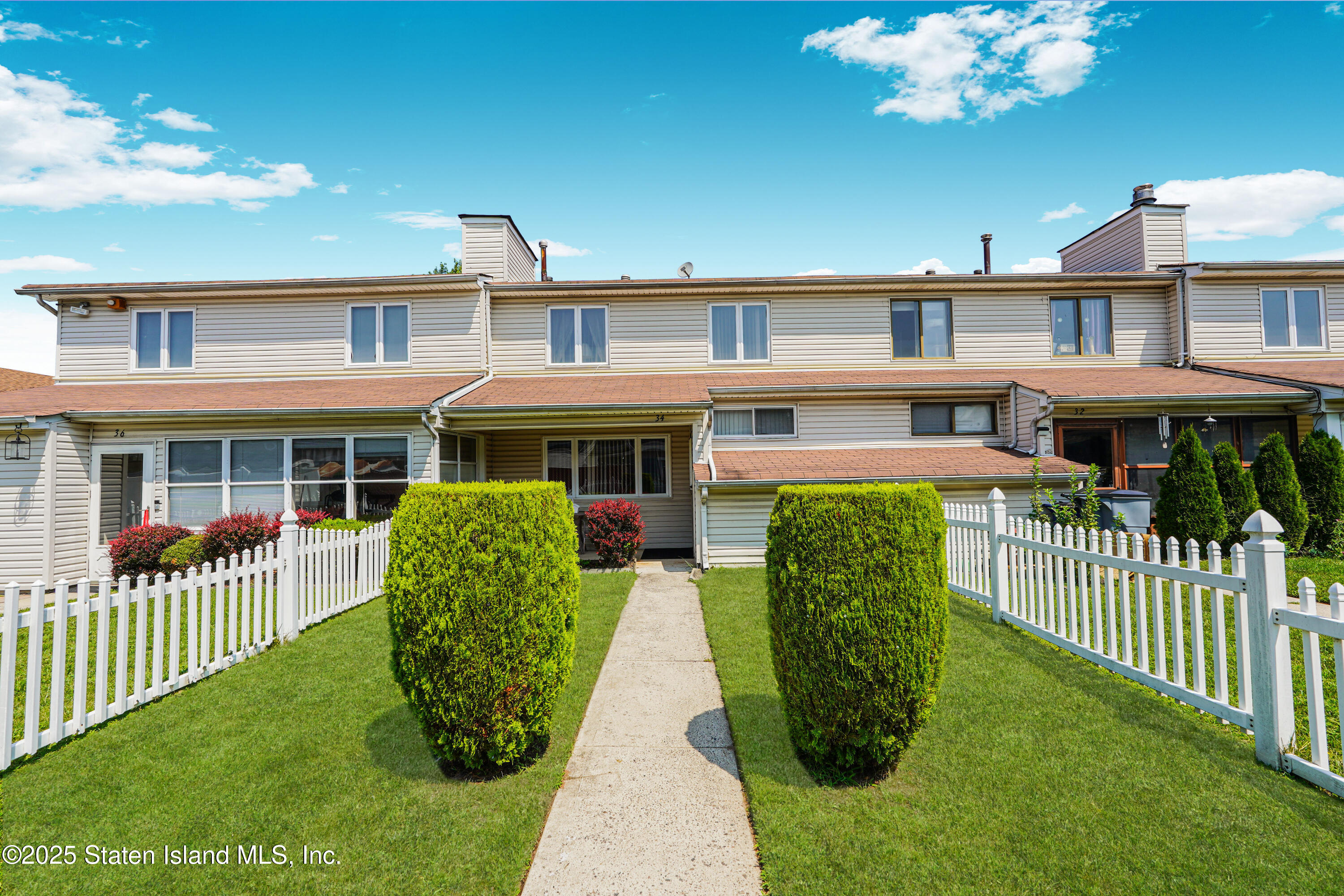 34 Regis Drive Image 2