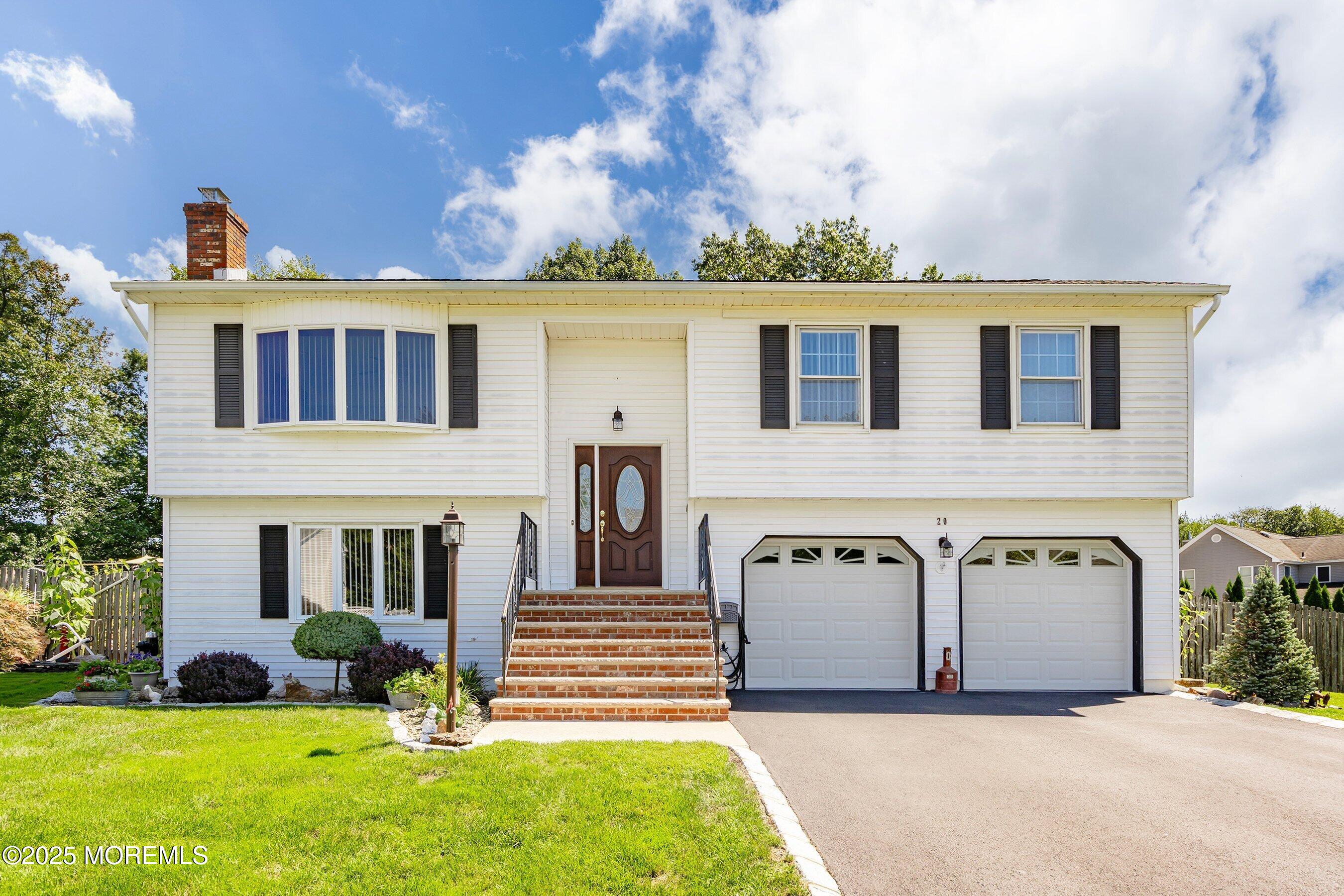 20 Heathrow Lane, Old Bridge, NJ, 08857