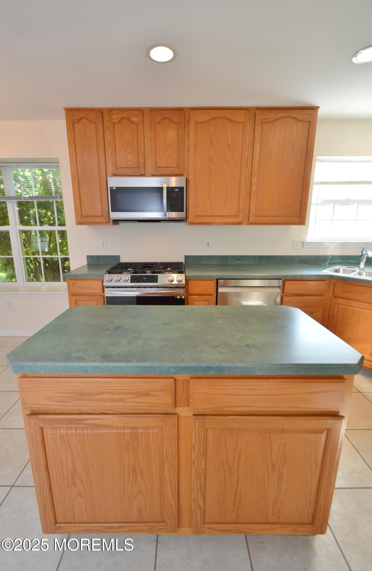 2976 Fieldcrest Lane, Toms River, NJ, 08755 image 17