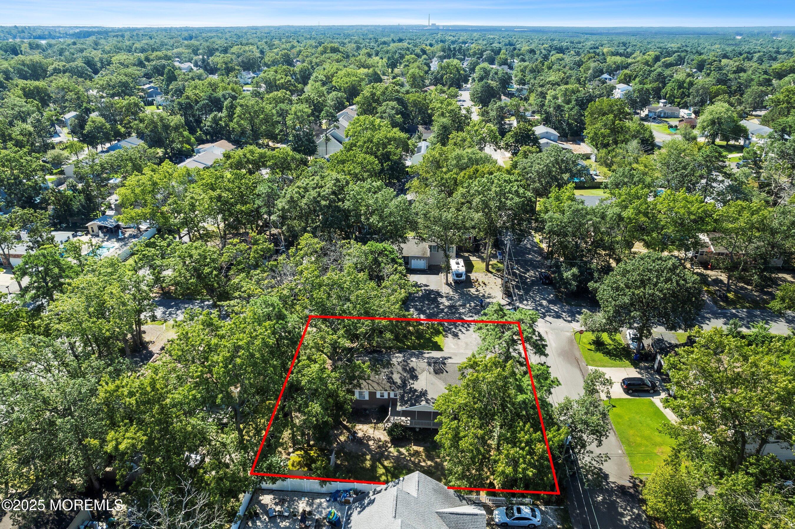 1914 Serpentine Drive Image 3