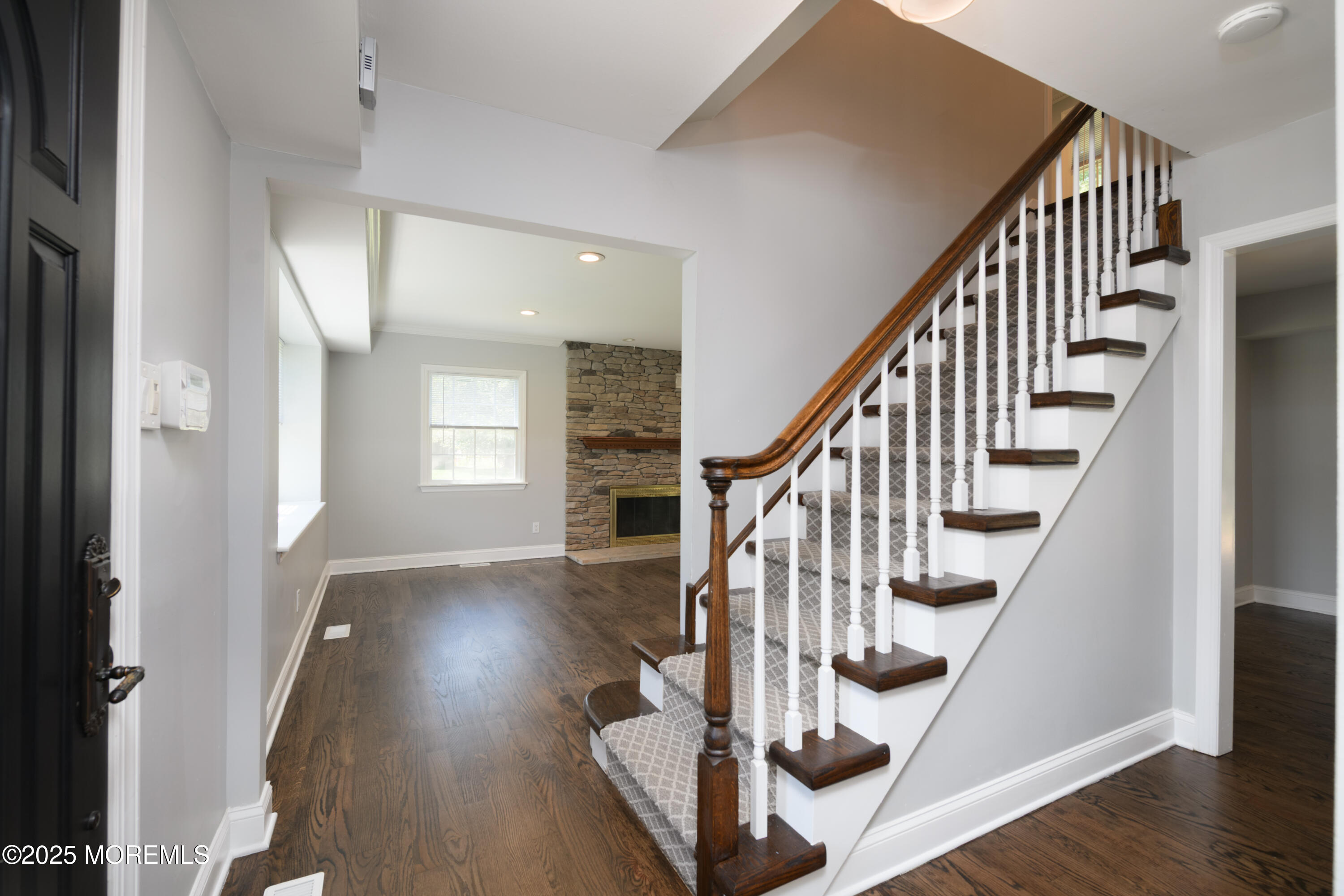 8 Wayne Court Image 4