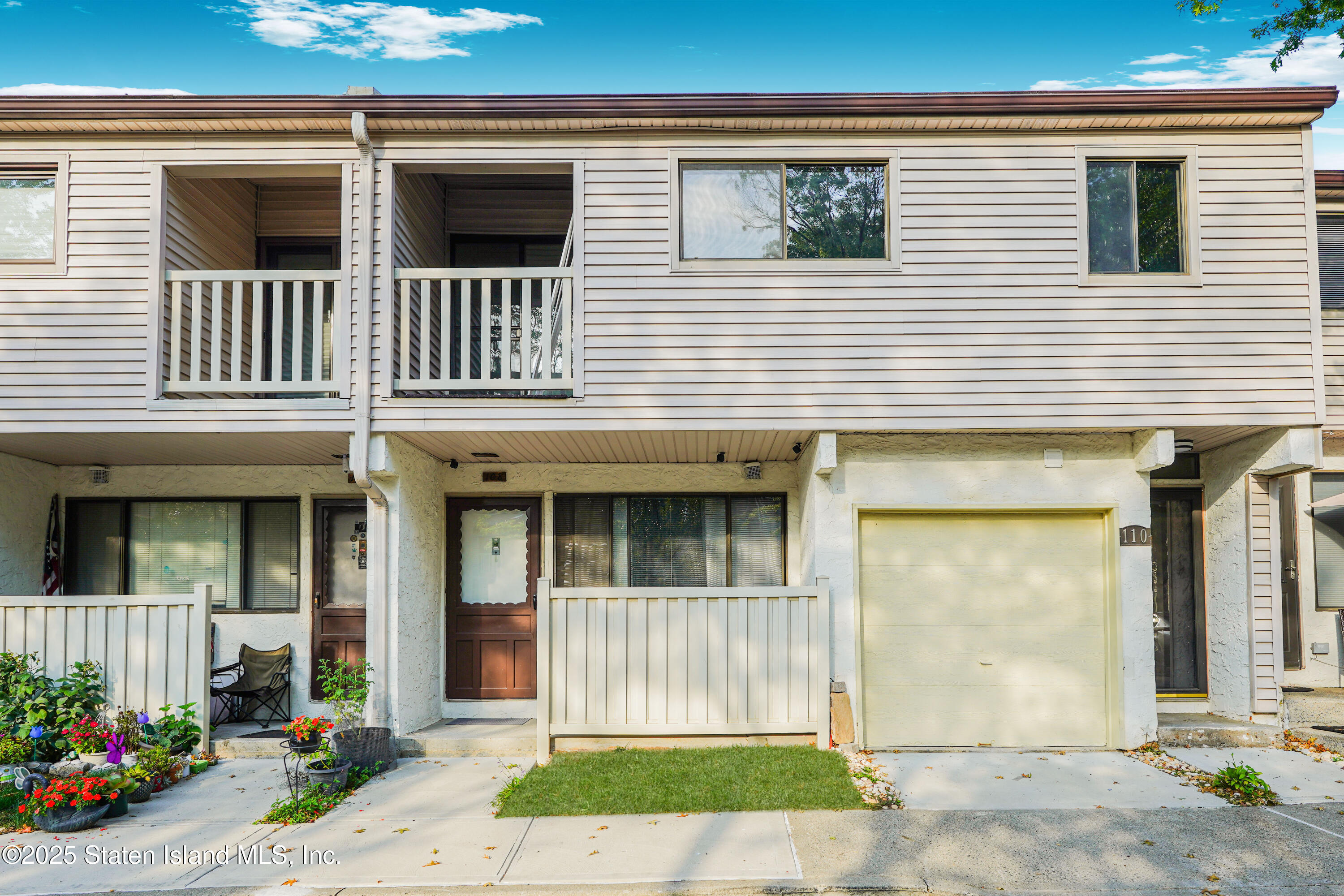 108 Surfside Plaza Image 2
