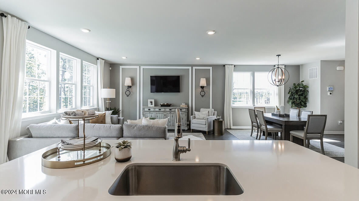 37 Victoria Gardens Square, Neptune Township, NJ, 07753 image 6