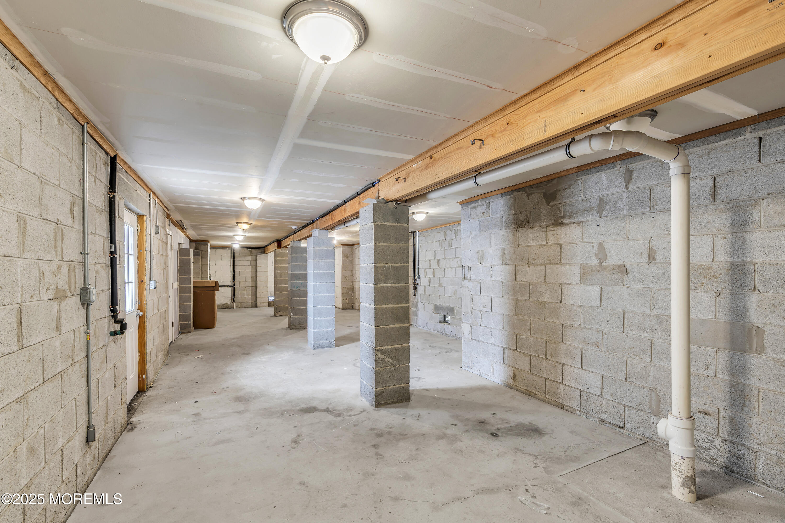 825 Lorillard Avenue, Union Beach, NJ, 07735 image 22