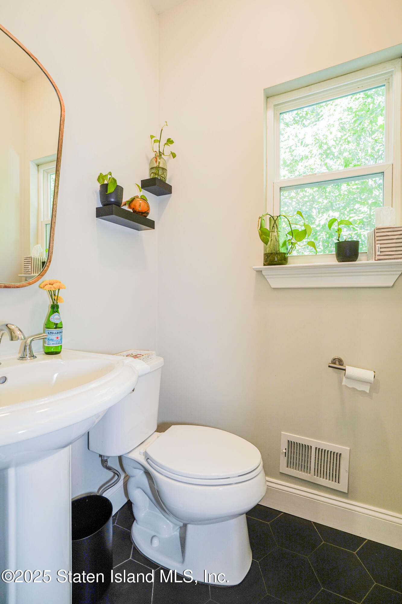 119 Berkshire Lane, Staten Island, NY, 10309 image 10