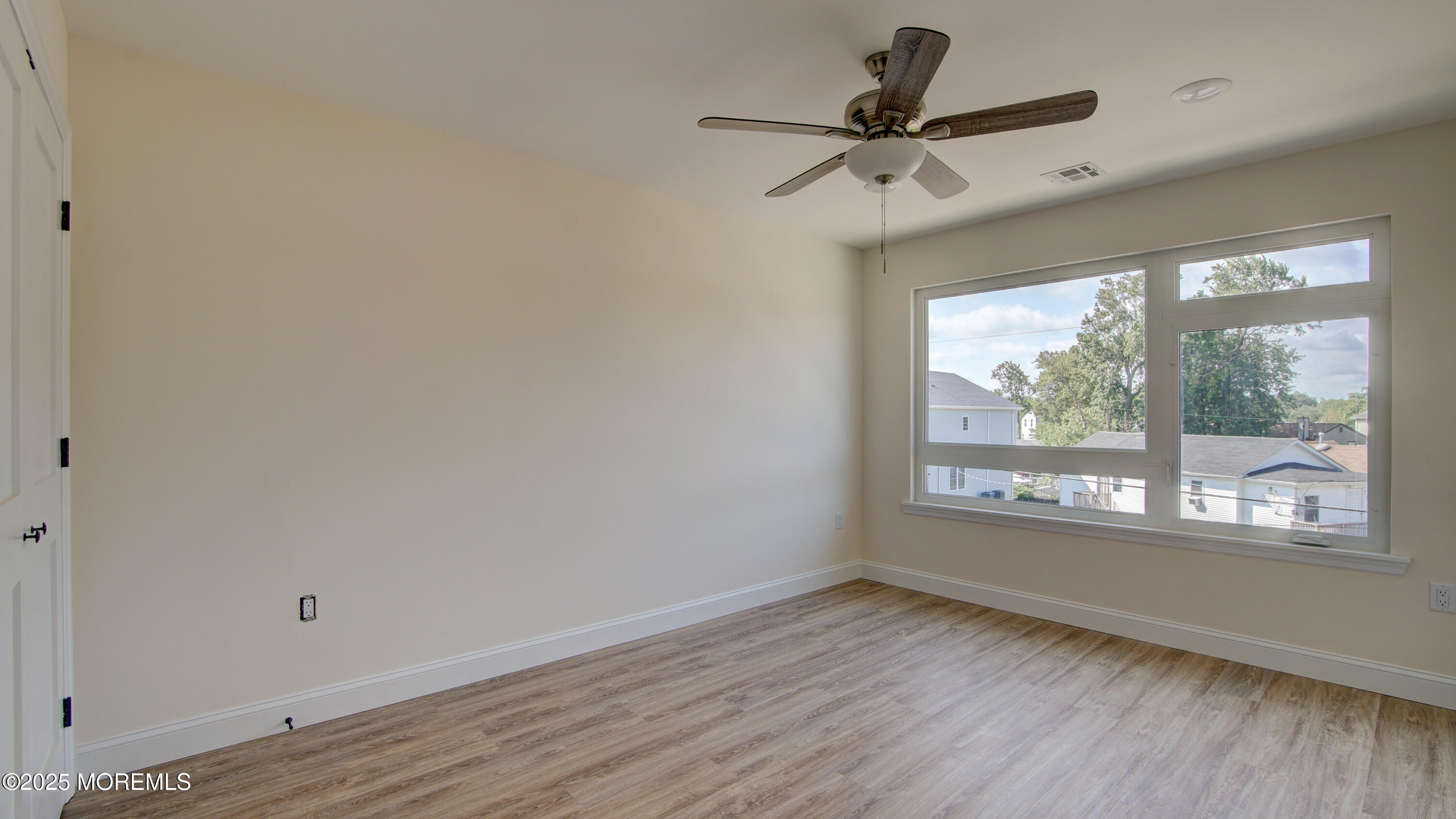27 Woodland Avenue, Keansburg, NJ, 07734 image 41
