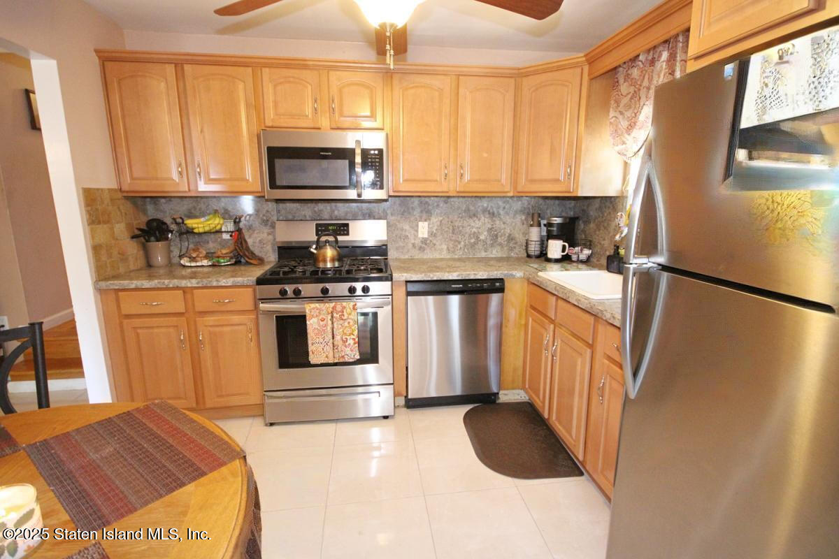 3 Gold Avenue, Staten Island, NY, 10312 image 19