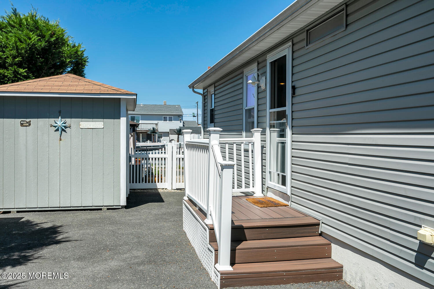 42 E Pampano Drive Image 3