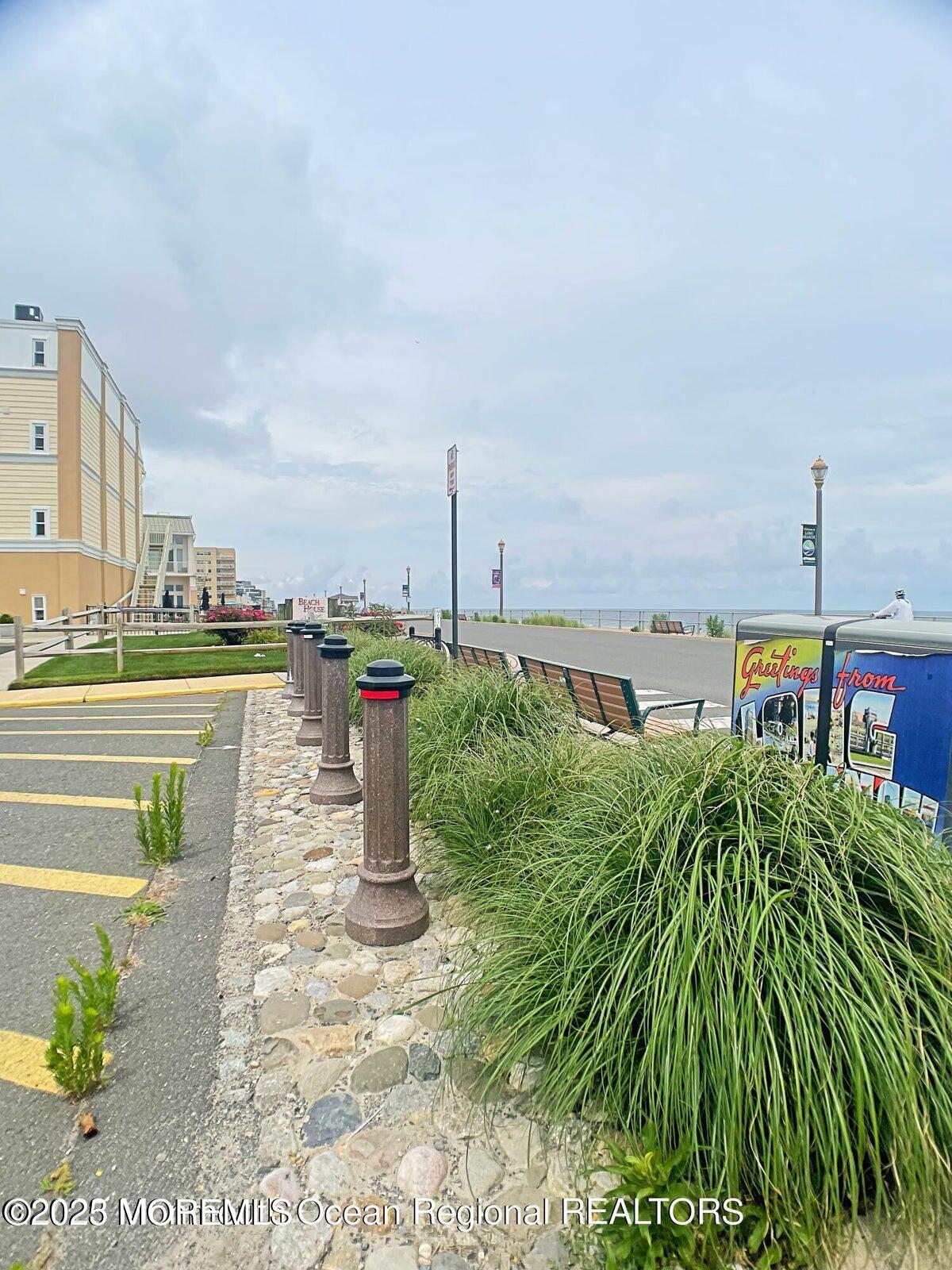 455 Ocean Boulevard 20 Image 2