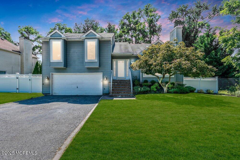 8 Marc Drive, Howell, NJ, 07731