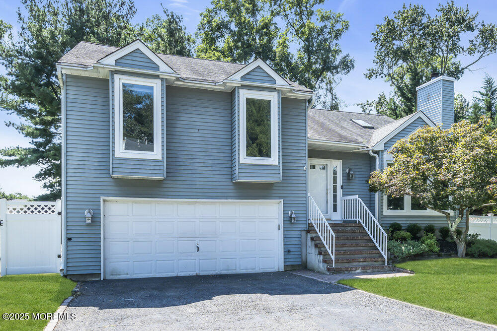 8 Marc Drive Image 4