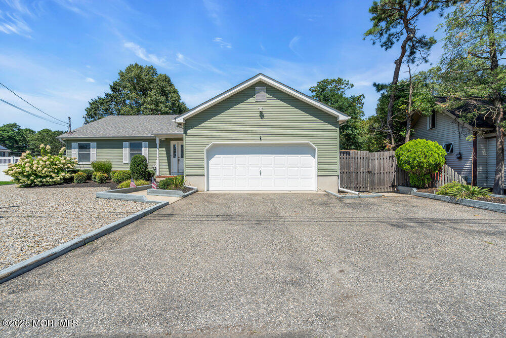 978 Linden Avenue Image 2