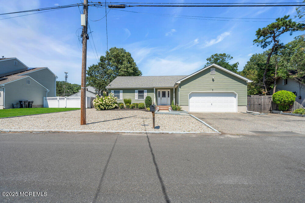 978 Linden Avenue Image 3