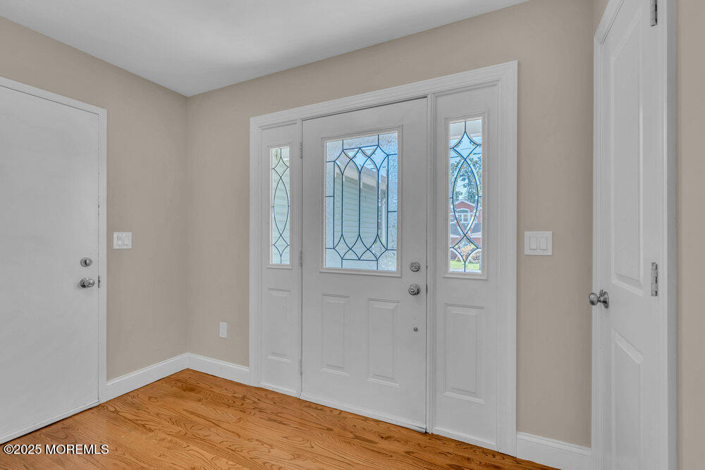 978 Linden Avenue Image 4
