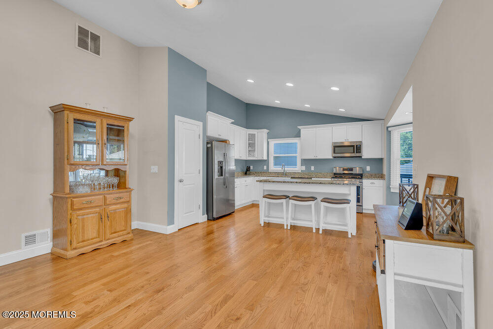 978 Linden Avenue, Brick, NJ, 08723 image 10