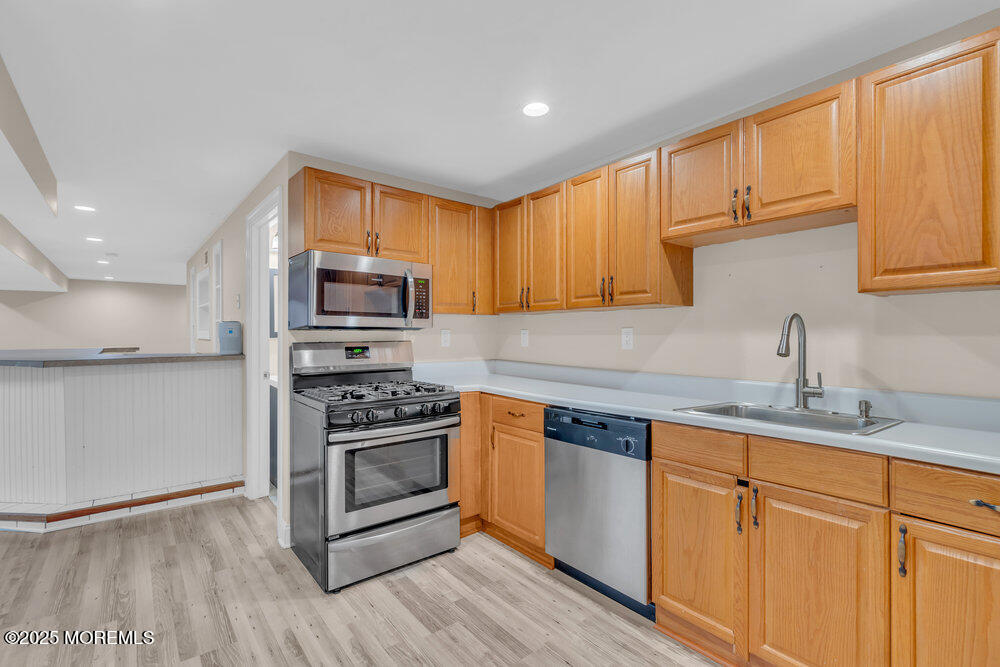 978 Linden Avenue, Brick, NJ, 08723 image 32