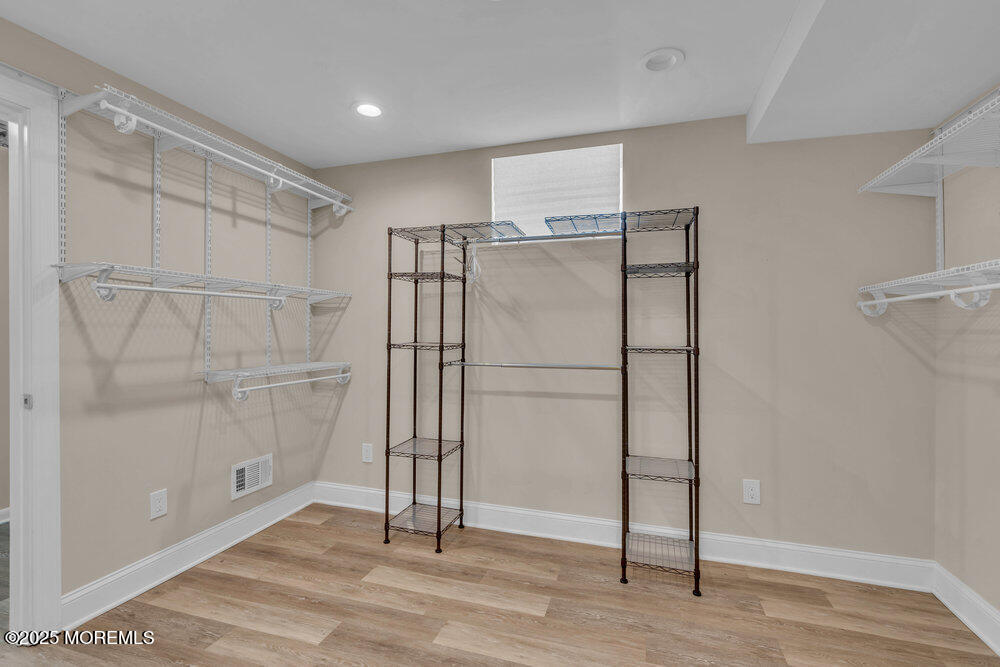978 Linden Avenue, Brick, NJ, 08723 image 38