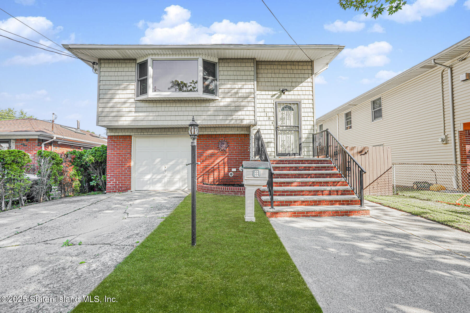 118 Greencroft Avenue, Staten Island, NY, 10308