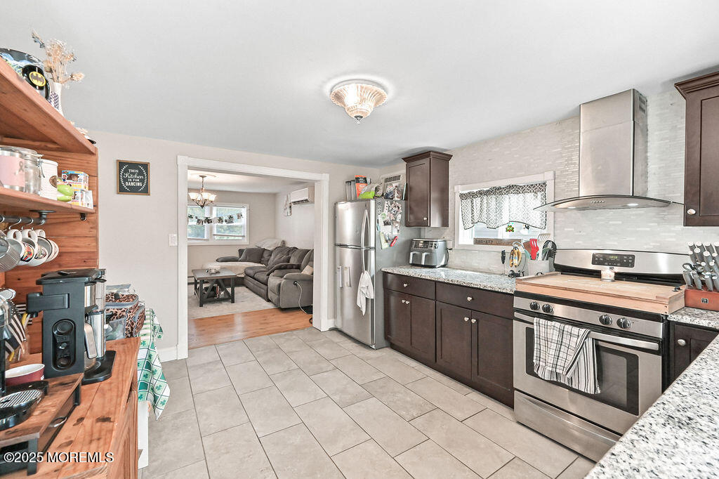 33 Oak Street, Keyport, NJ, 07735 image 19