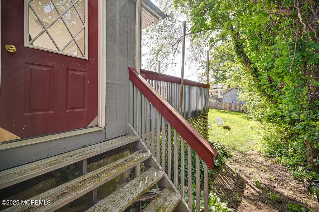 33 Oak Street, Keyport, NJ, 07735 image 32